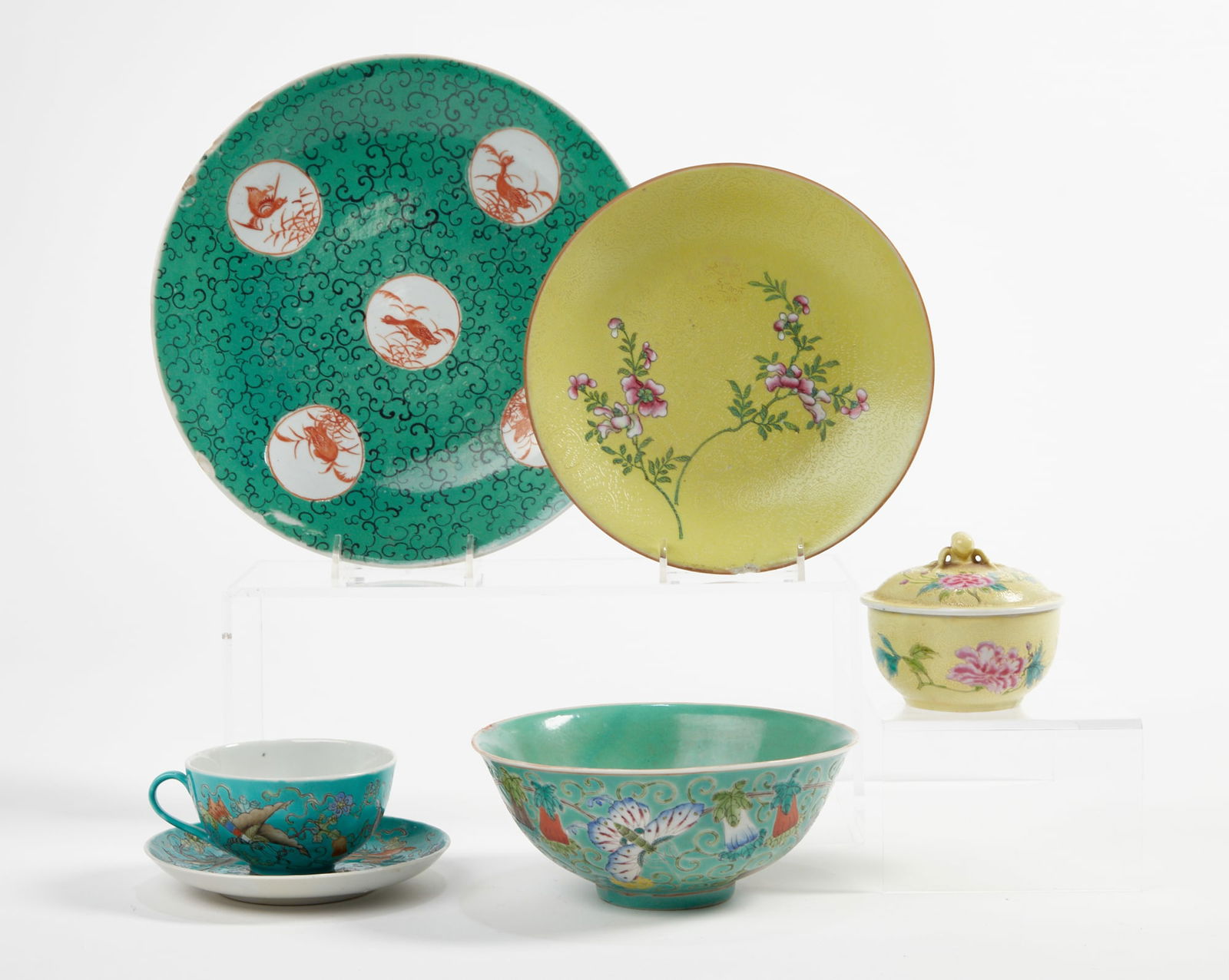 A group of six Chinese enameled porcelains (1 of 7)