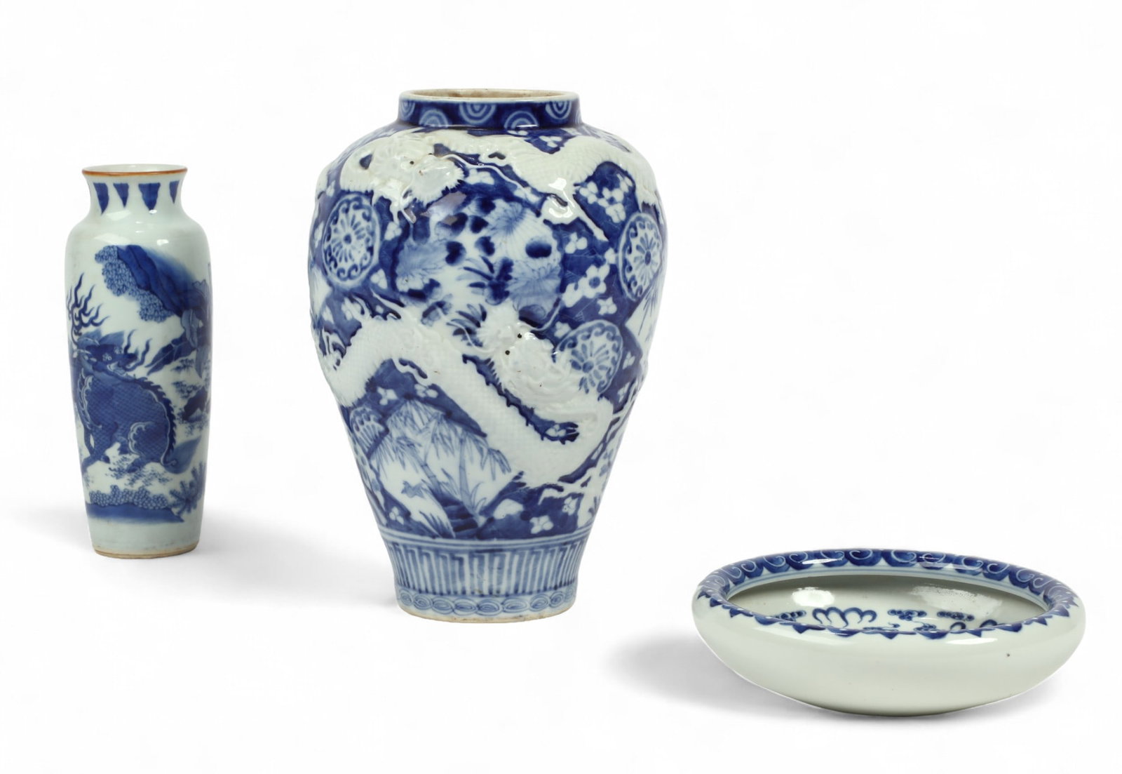 Three Chinese porcelain dragon decorations (1 of 8)