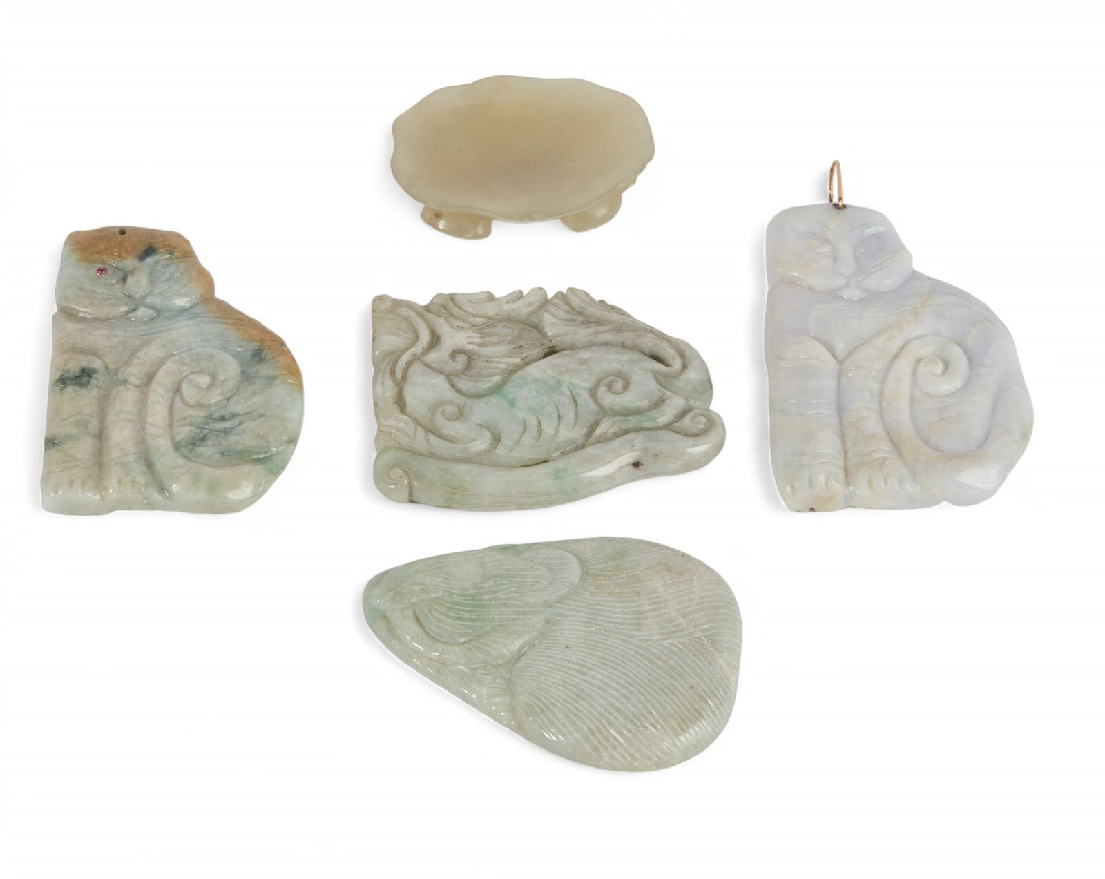 Five Chinese hardstone pendants and plaques (1 of 12)