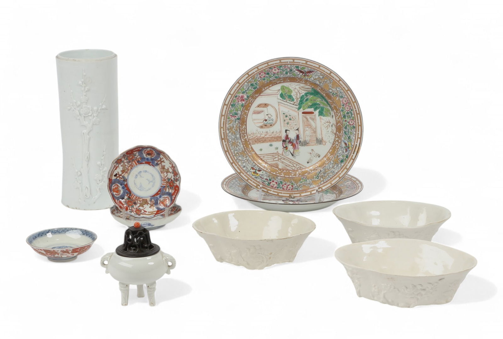 A ten piece group of Asian ceramics (1 of 5)