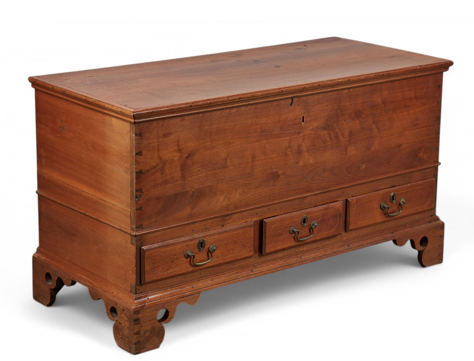 A Federal fruitwood and walnut blanket chest (1 of 7)
