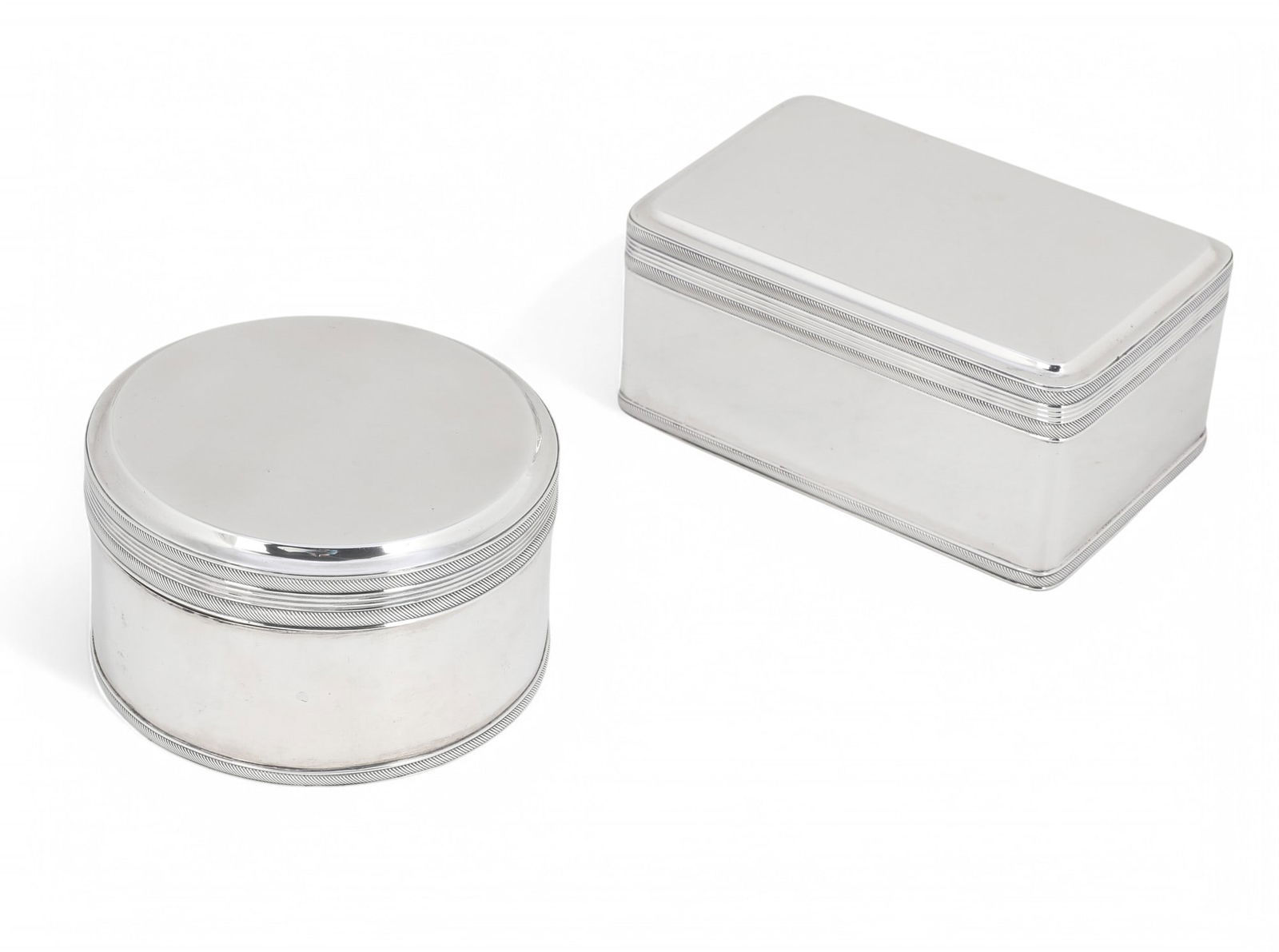 Two Dutch first standard silver biscuit boxes (1 of 6)