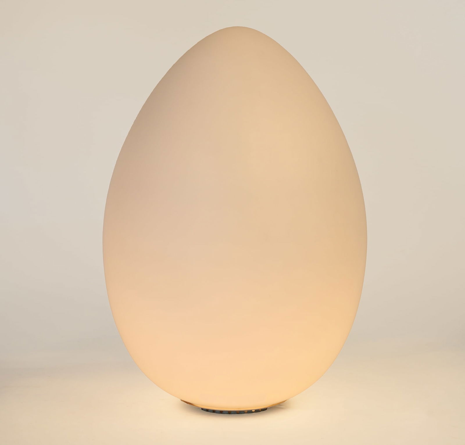 A Ben Swildens for Fontana Arte glass Uovo lamp: A Ben Swildens for Fontana Arte glass Uovo lampdesigned 1972height 24in (61cm); diameter 17in (43cm)