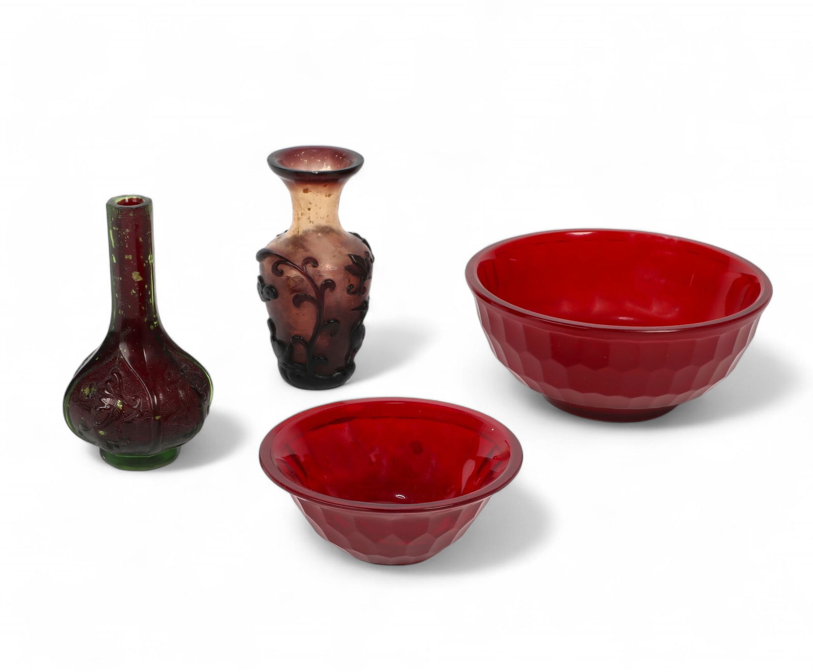 Four Chinese glass articles (1 of 4)