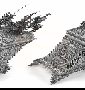 An Austrian silver table box, Vienna, 1801: An Austrian silver table box Vienna 1801 height 5in (12.5cm); width 5 1/4in (13m); depth 3 1/2in (9cm); weight approximately 16oz troy Provenance: Property from a Private Collection, Sherman Oaks,