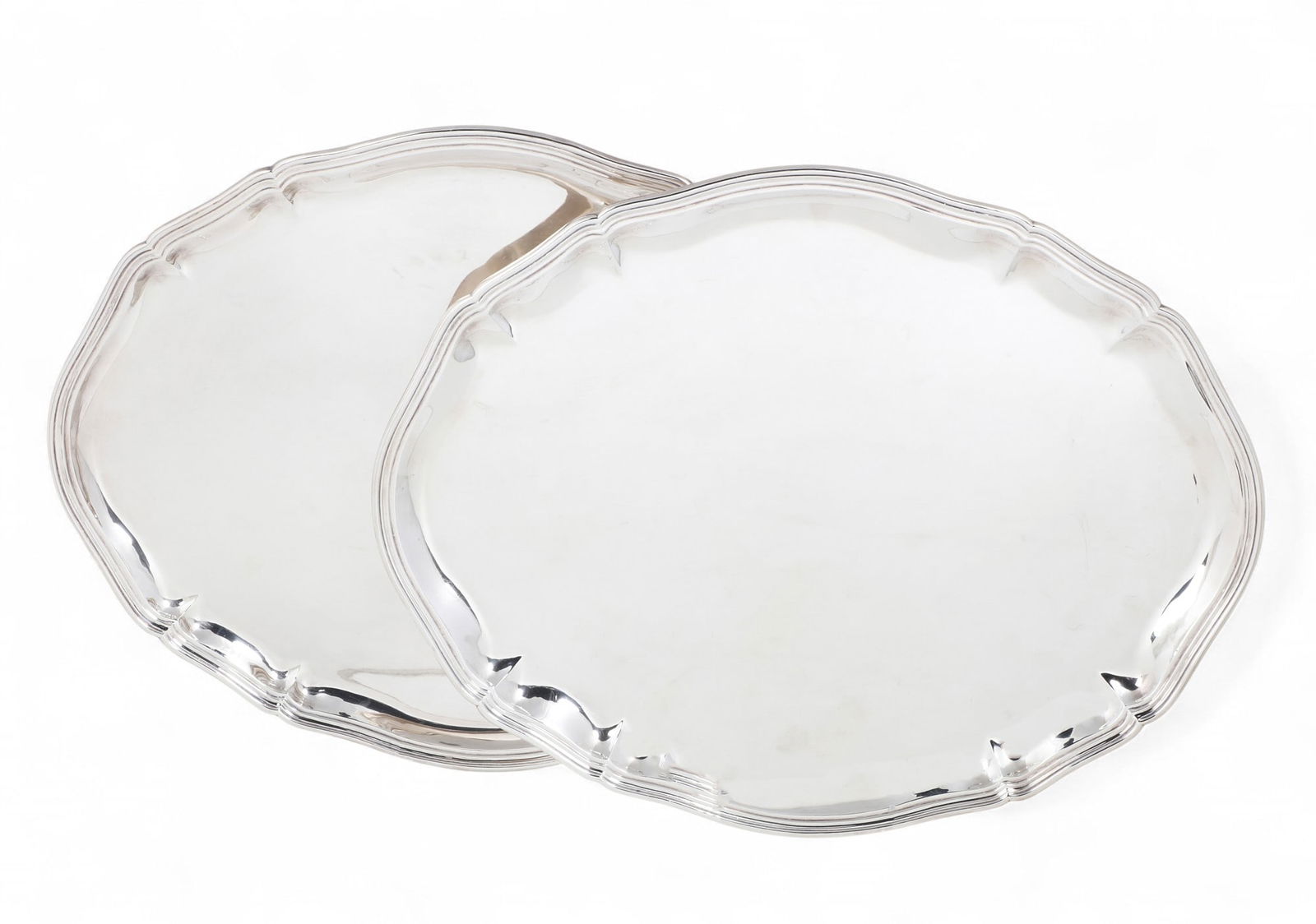 A pair of German sterling silver cartouche form platters, Bechte G., Pforzheim, early 20th century (1 of 4)
