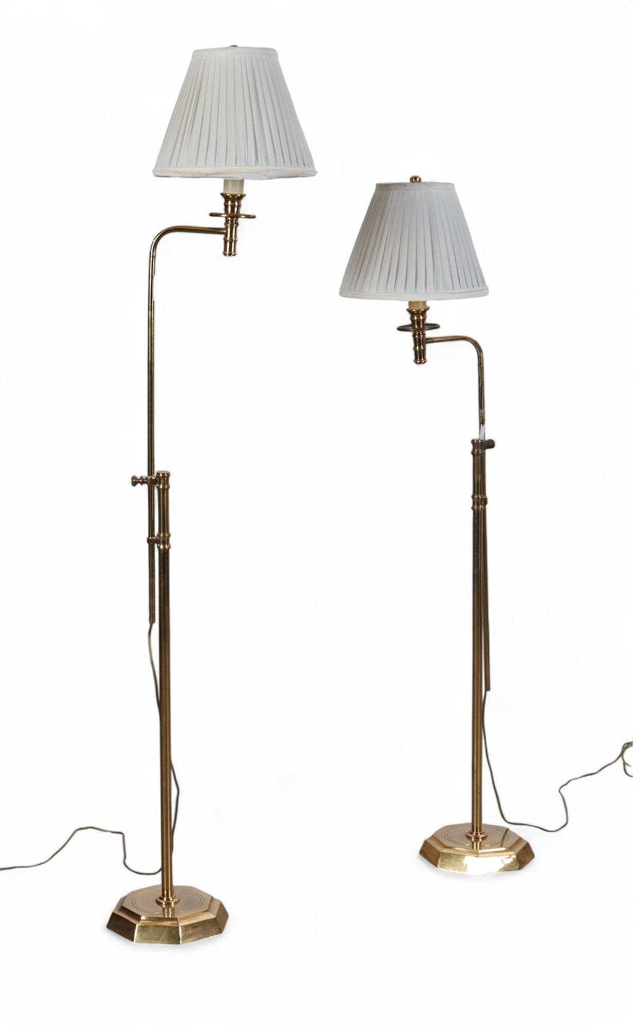 A pair of brass adjustable floor lamps, modern (1 of 8)
