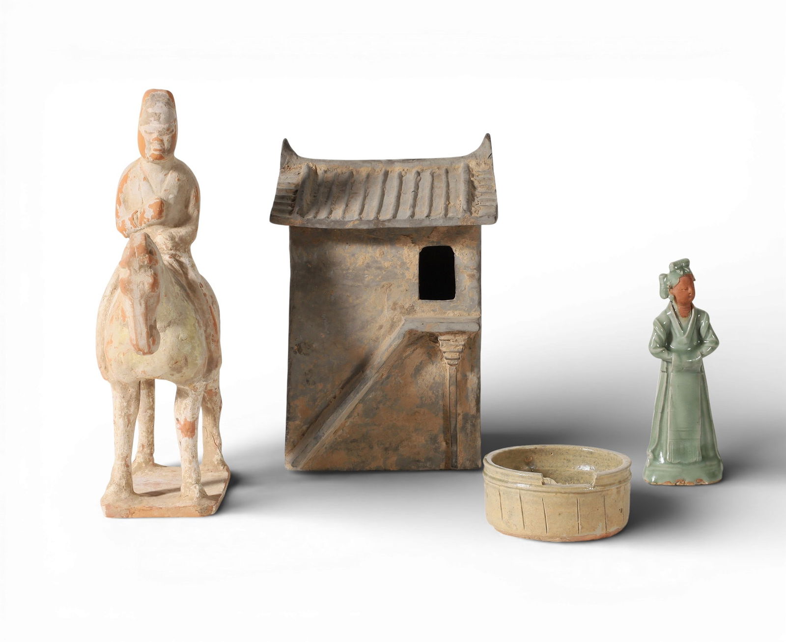 Four Chinese pottery figures and models (1 of 6)