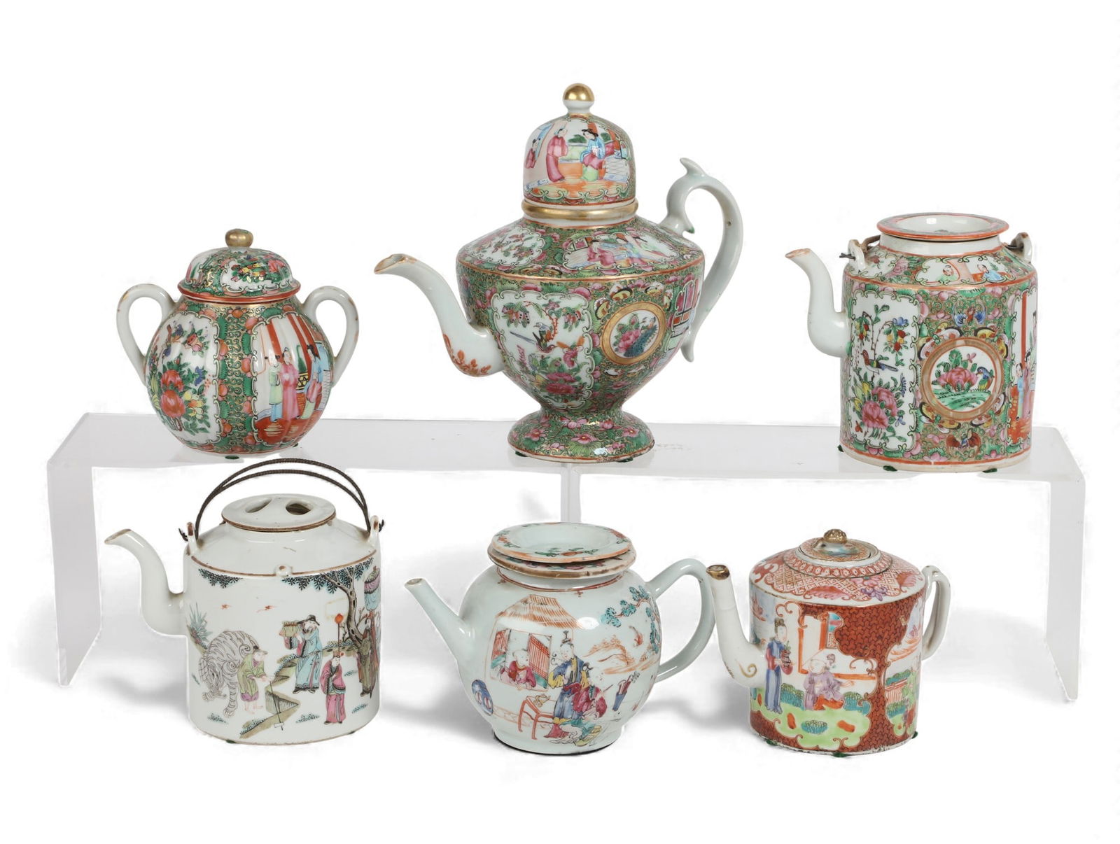 An assembled collection of six Chinese Famille Rose porcelain tea articles (1 of 7)