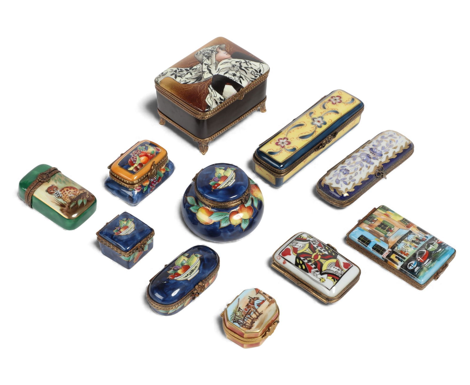 A collection of eleven Limoges porcelain trinket boxes, 20th century (1 of 7)