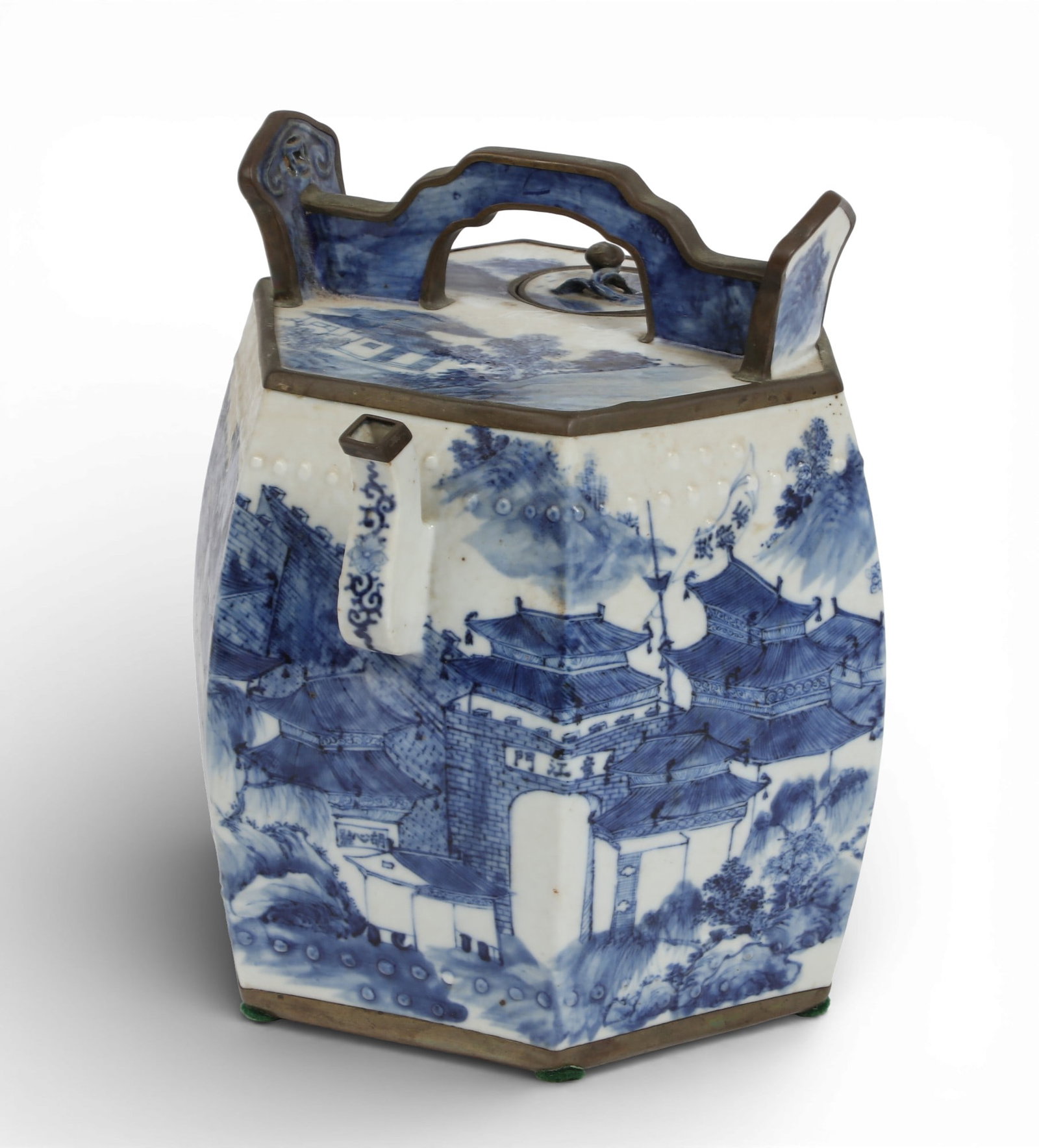 A Chinese blue and white glazed porcelain hexagonal teapot (1 of 4)