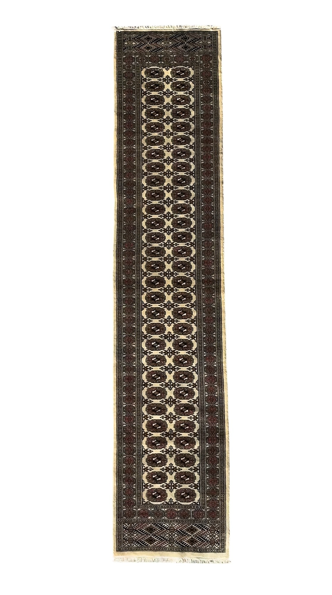 A Pakistani rug (1 of 4)