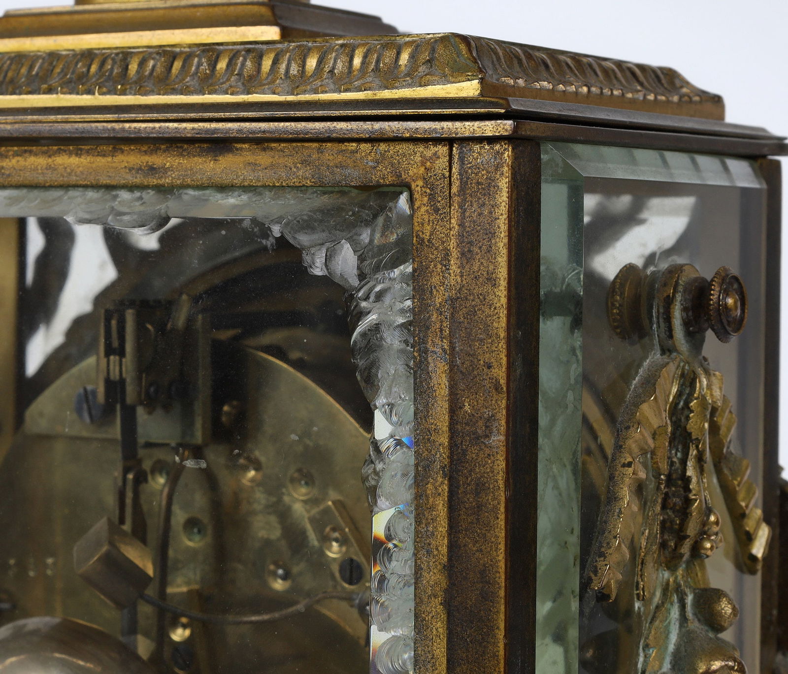 A bronze mantel clock - 5