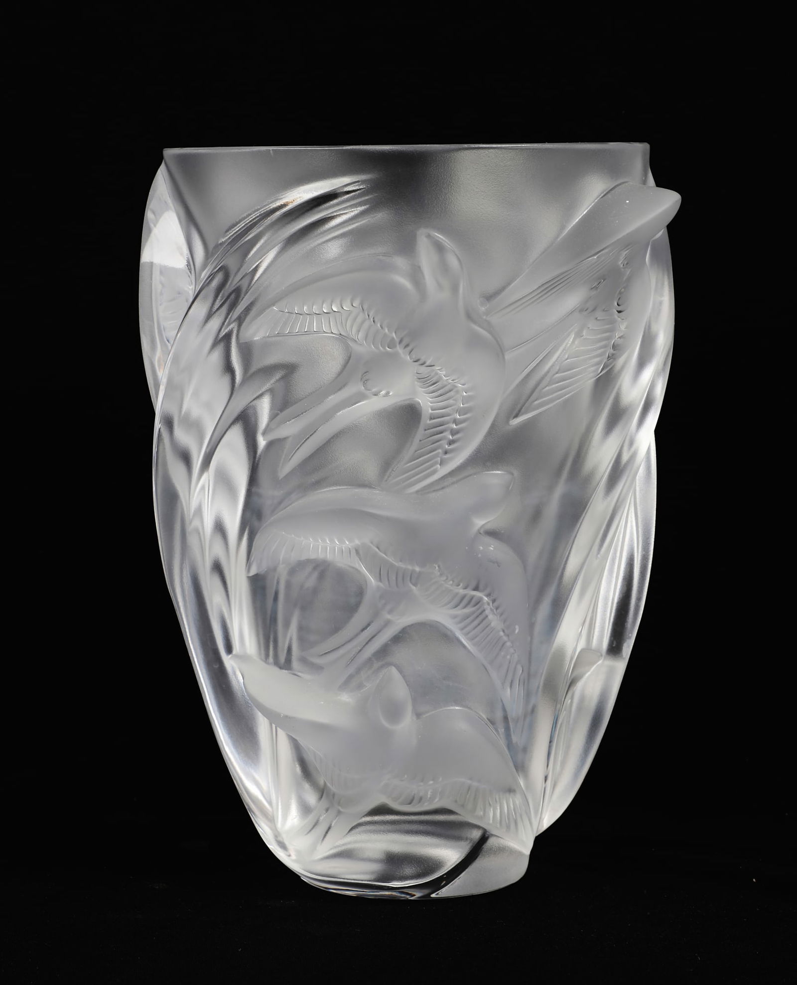 A lalique martinets vase (1 of 4)