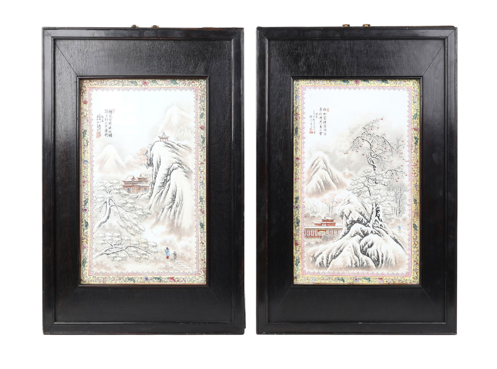 A pair of Chinese porcelain plaques in wooden frames (1 of 7)
