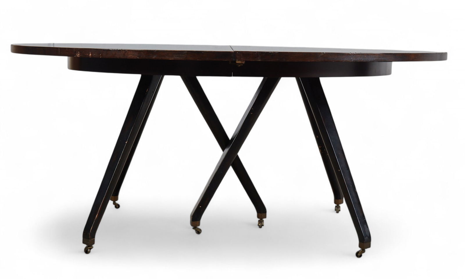 A contemporary oval dining table - 3