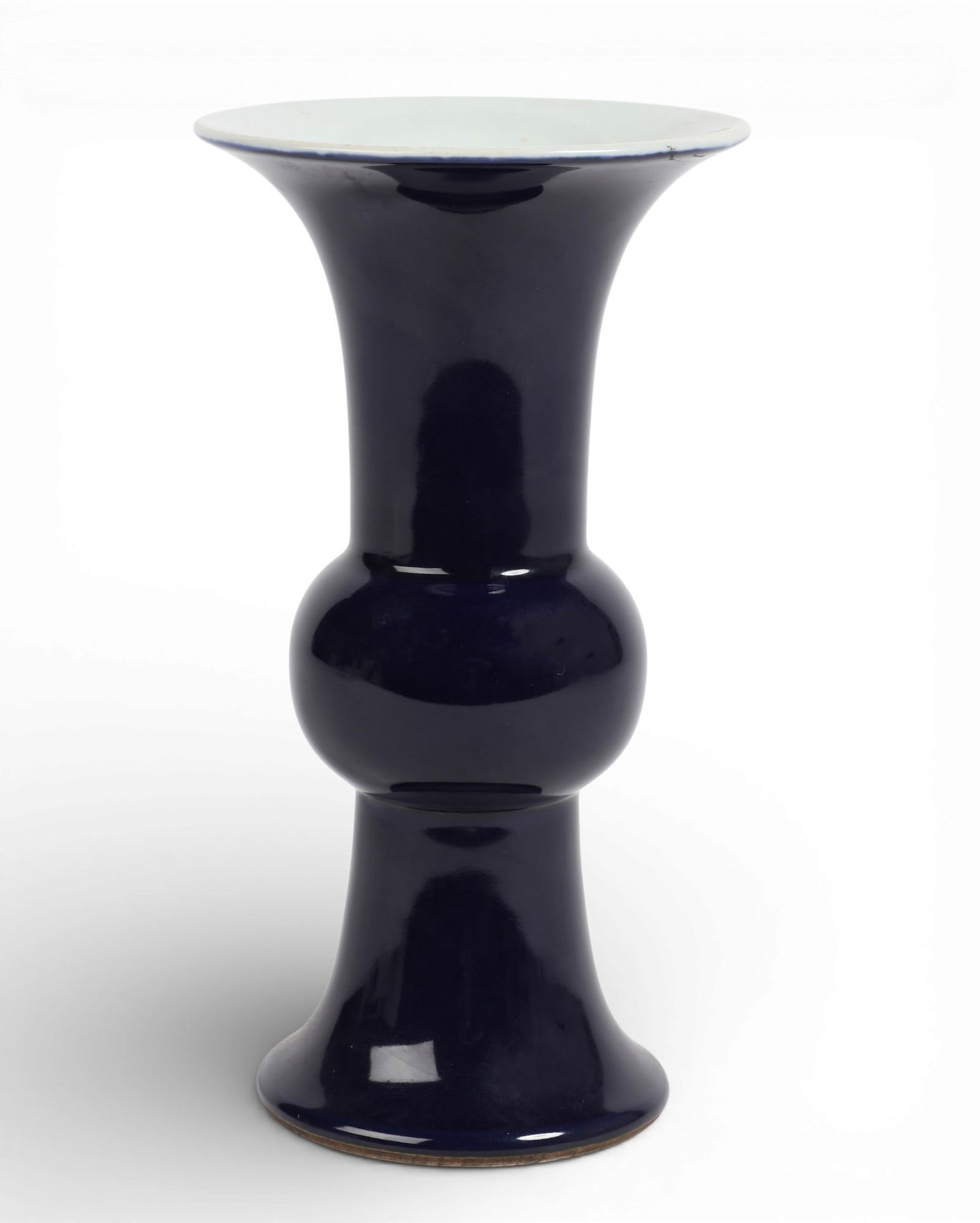 A chinese cobalt blue vase (1 of 3)