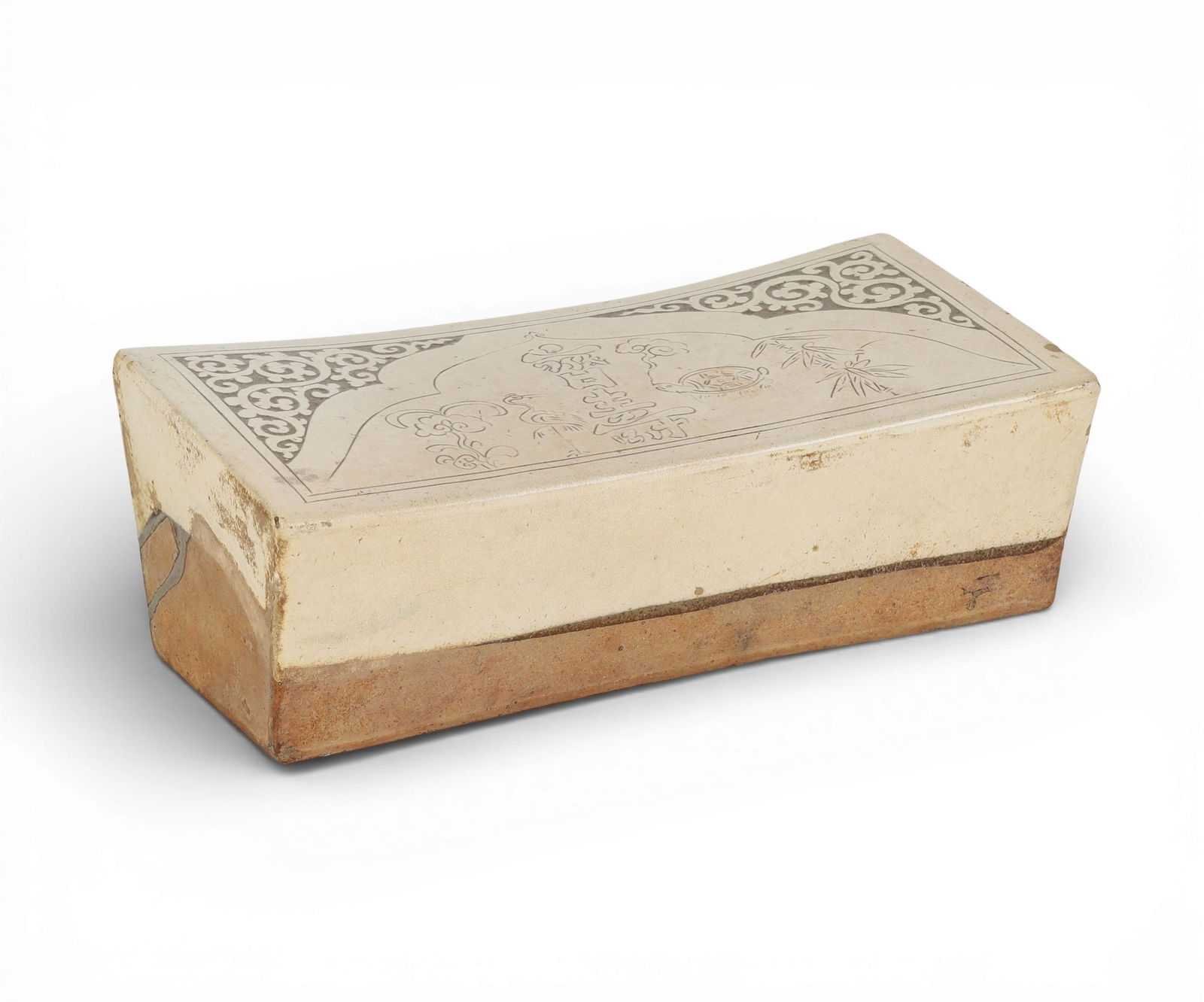 A Chinese Cizhou pottery pillow (1 of 6)