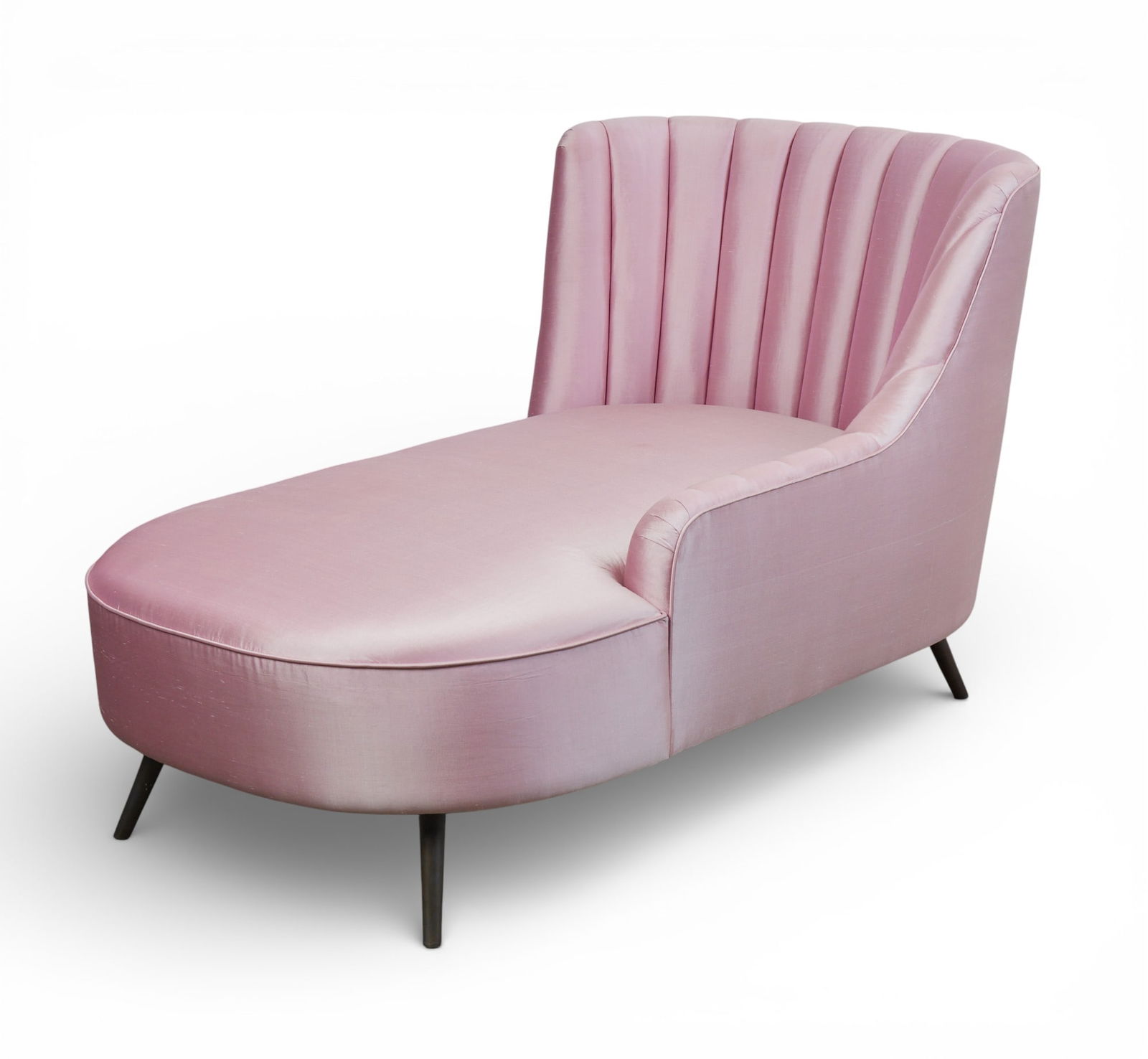 A bespoke lilac upholstered chaise longue , modern (1 of 4)