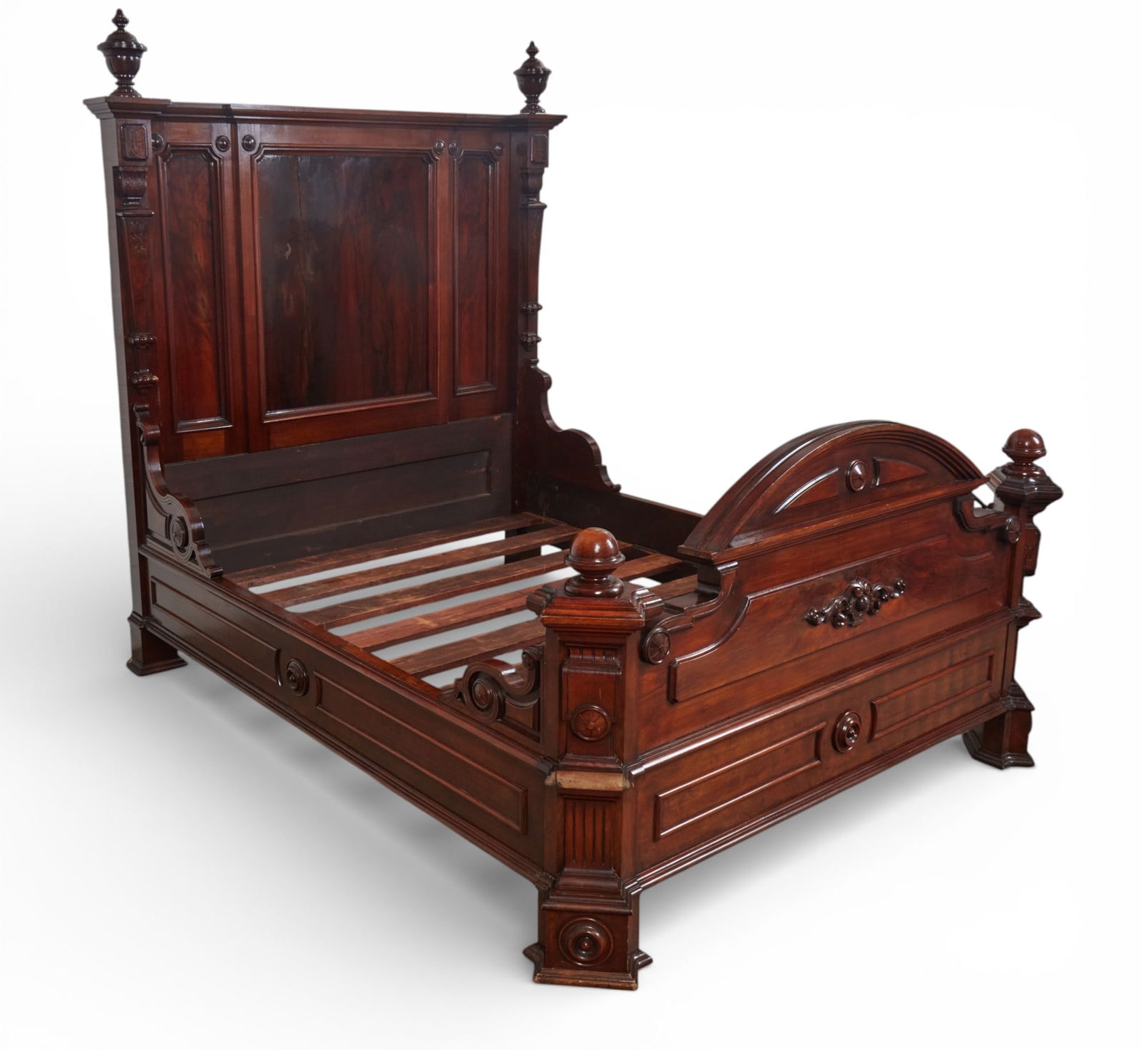 A mahogany antique victorian bed (1 of 8)