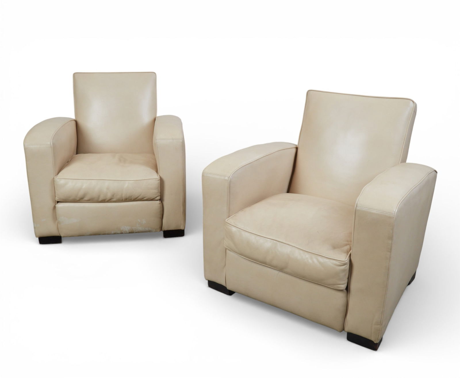 A pair of Art Deco style cream leather upholstered lounge chairs, 20th century (1 of 7)