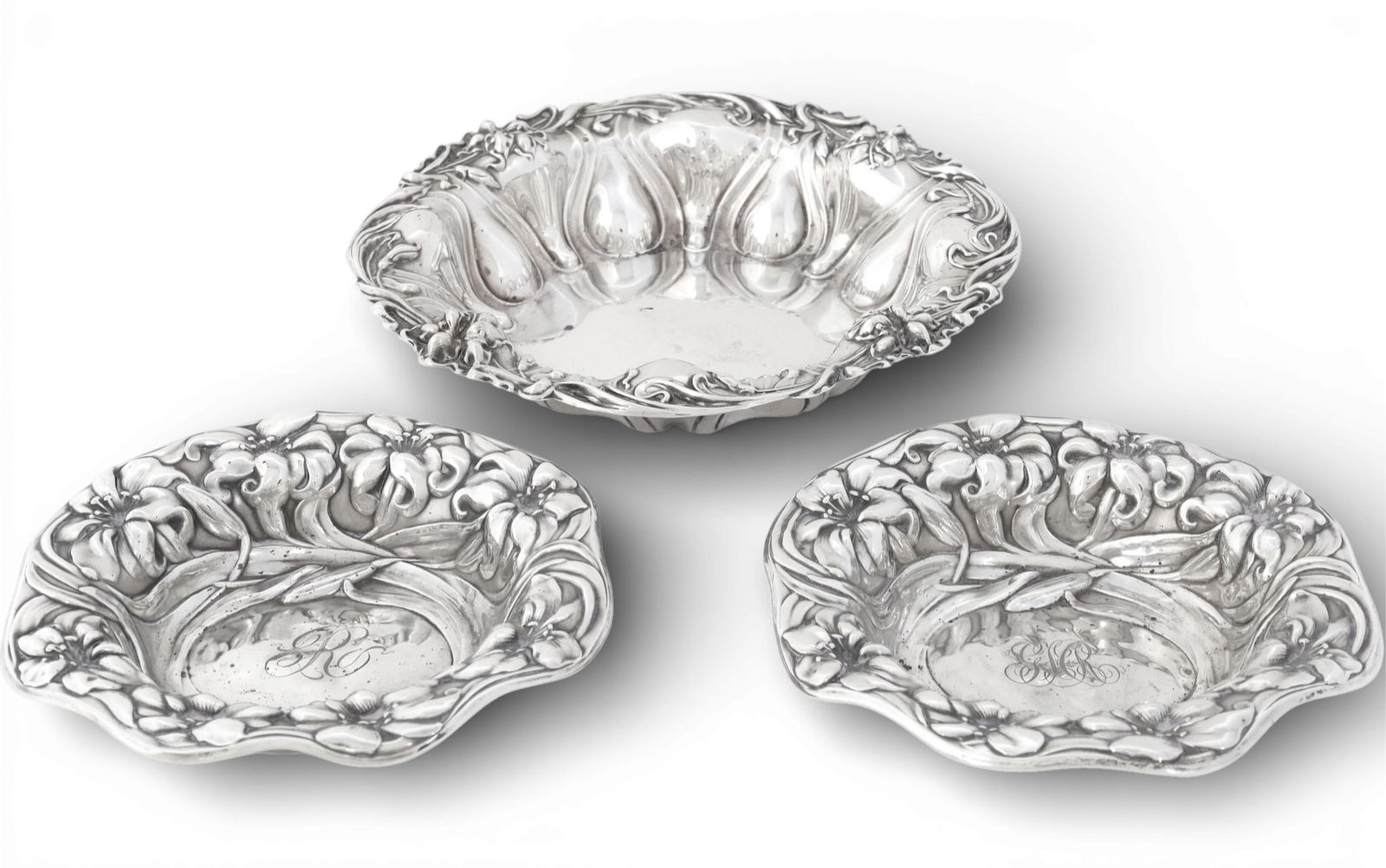 Three American sterling silver Art Nouveau bowls, Mauser and Meriden, early 20th century (1 of 6)