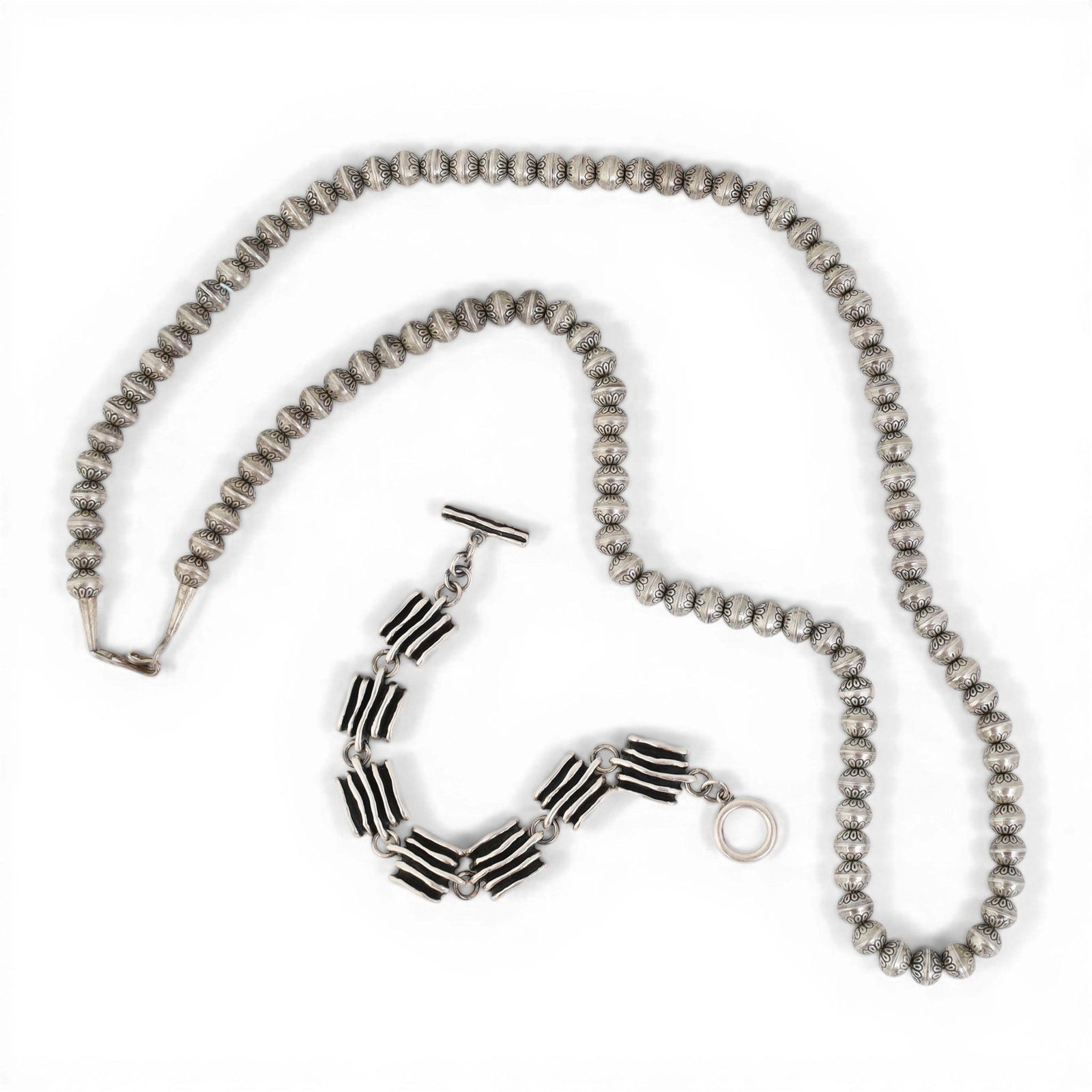 A sterling silver beaded necklace together with a sterling silver bracelet, approx.104.5 grams (1 of 6)