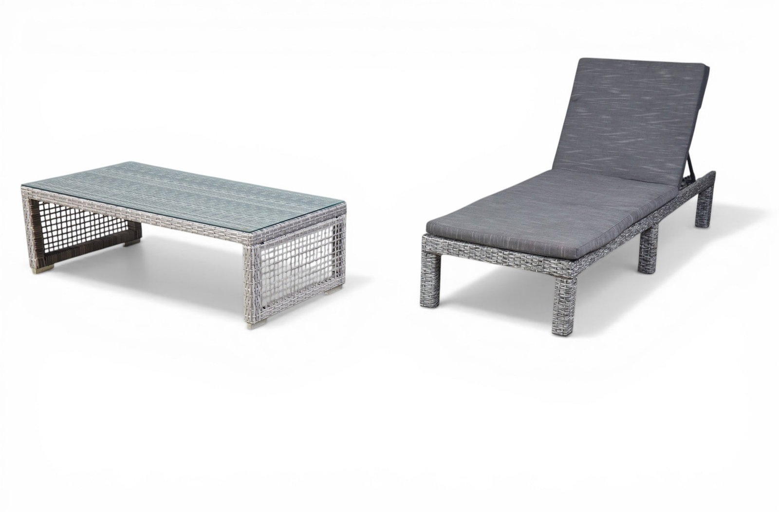 An outdoor chaise lounge together with a coffee table (1 of 5)