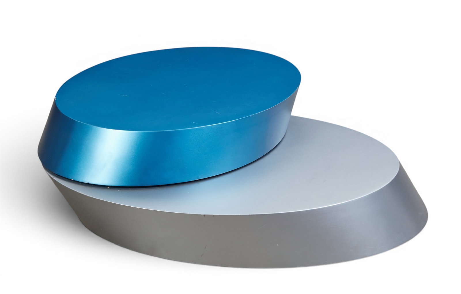 A Modern rotating coffee table: A Modern rotating coffee table Height 14 1/2in; Width extended 71in; depth 37in