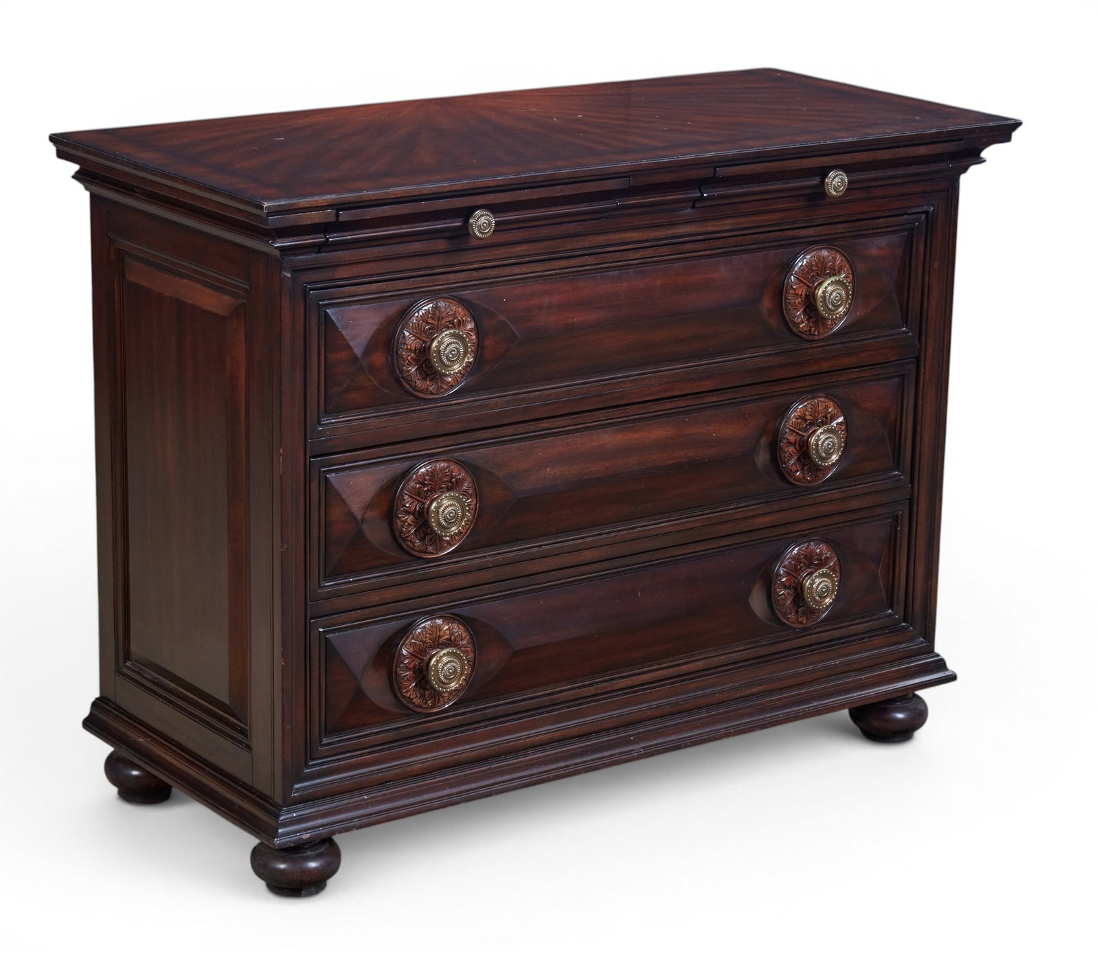 A three drawer chest - 5