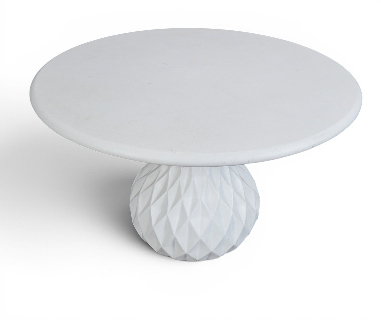 A modern geometric round table - 3