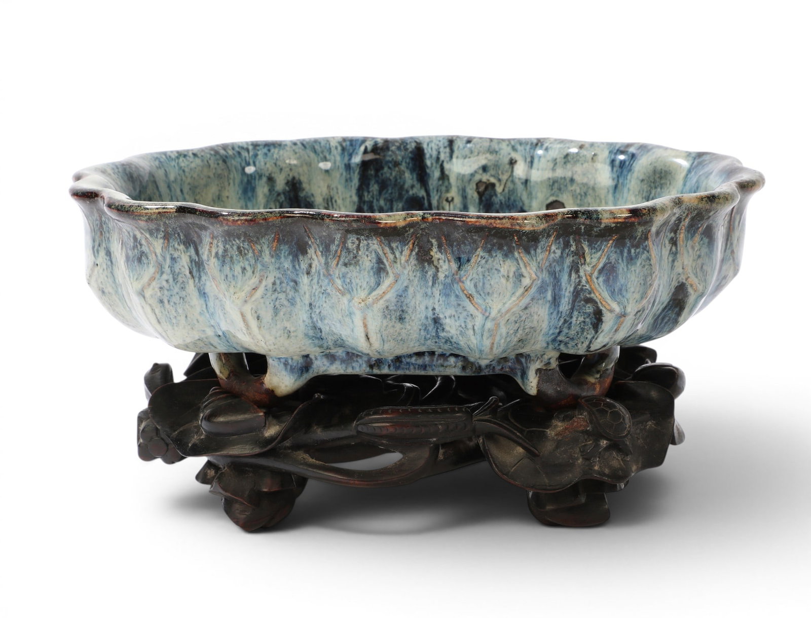 A Chinese blue and cream glazed bowl on wooden stand (1 of 5)