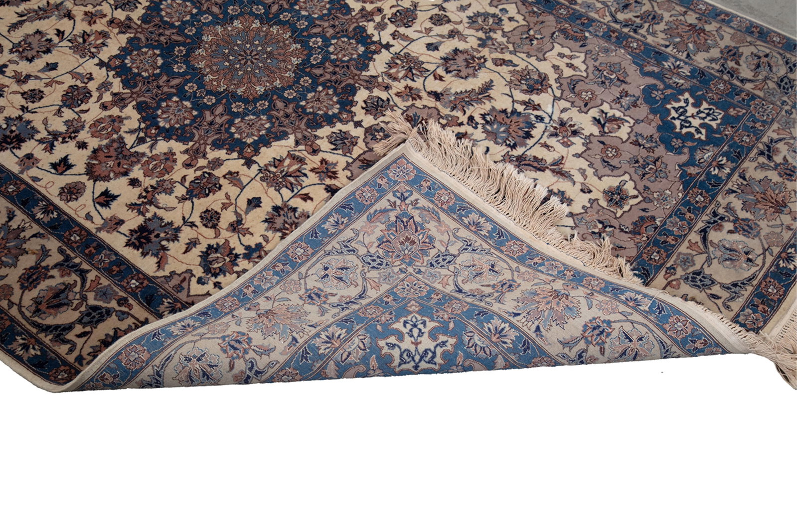 A Nain area rug - 3