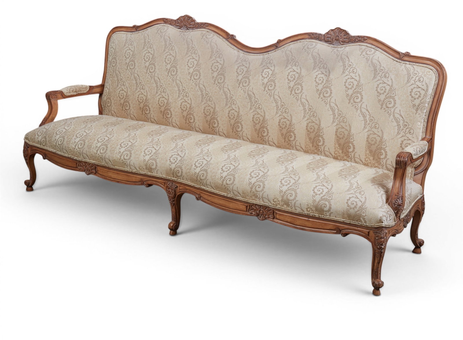 An upholstered sofa - 6