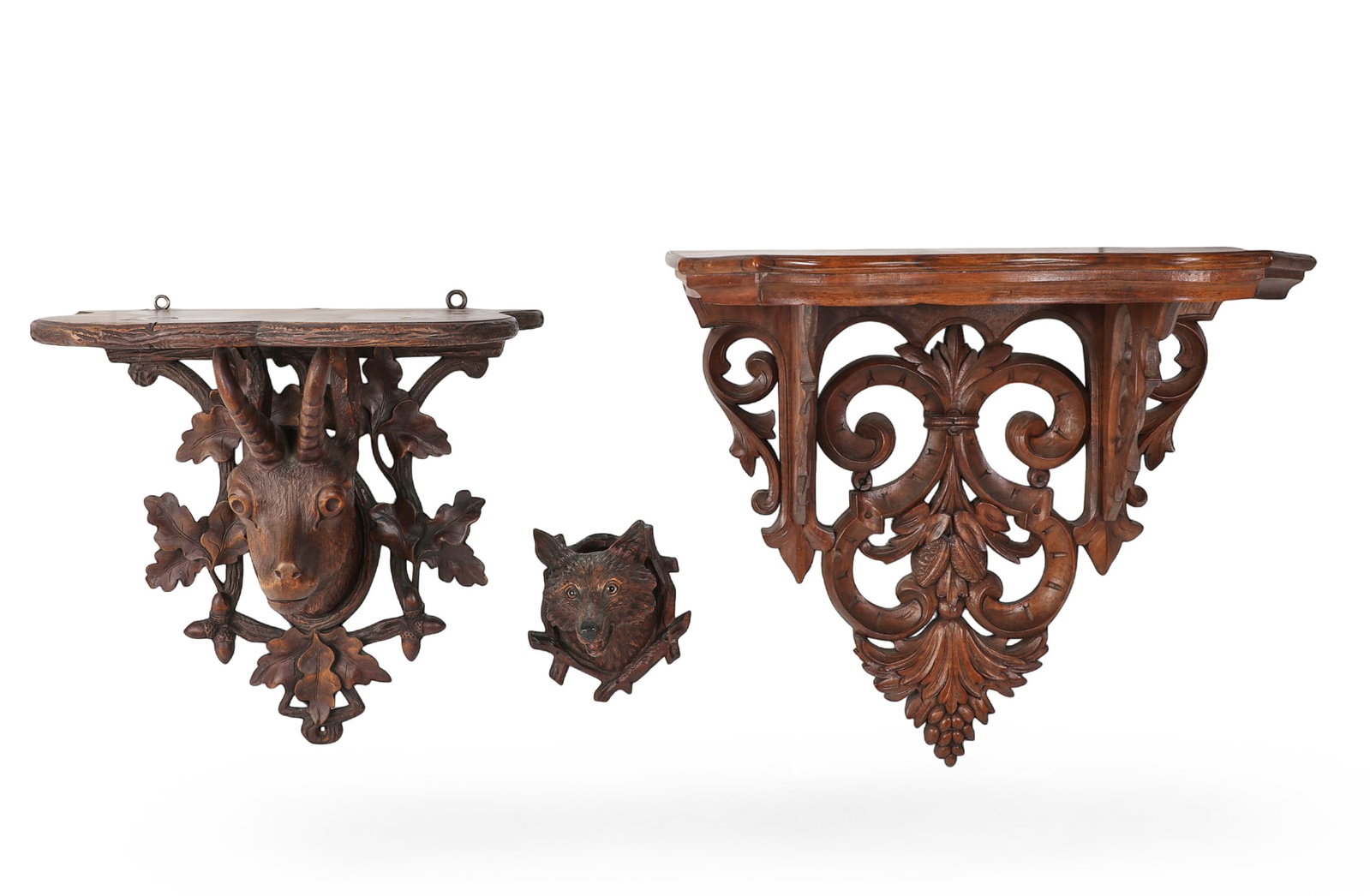 Two Black Forest carved wood figural wall articles, 19th/20th century (1 of 5)