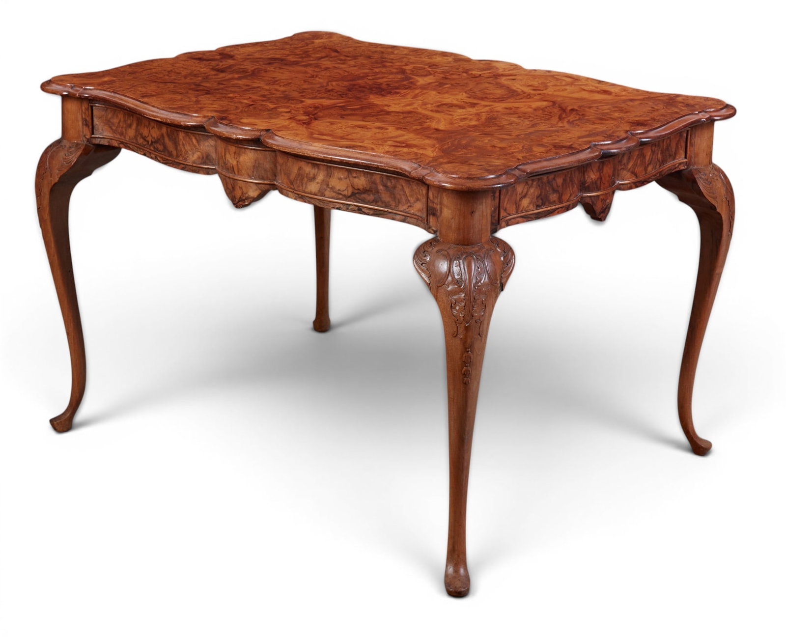 An Italian Rococo style walnut center table, 20th century (1 of 9)