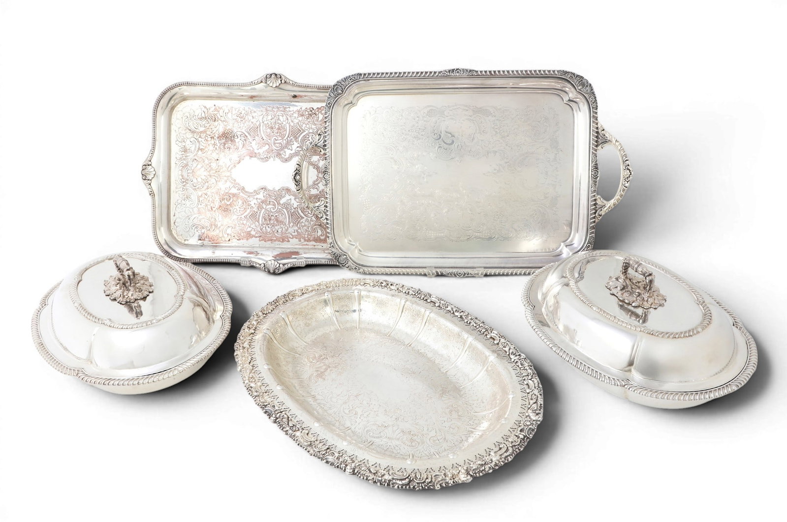An assembled five piece group of International silver plate serving ware, various makers (1 of 8)