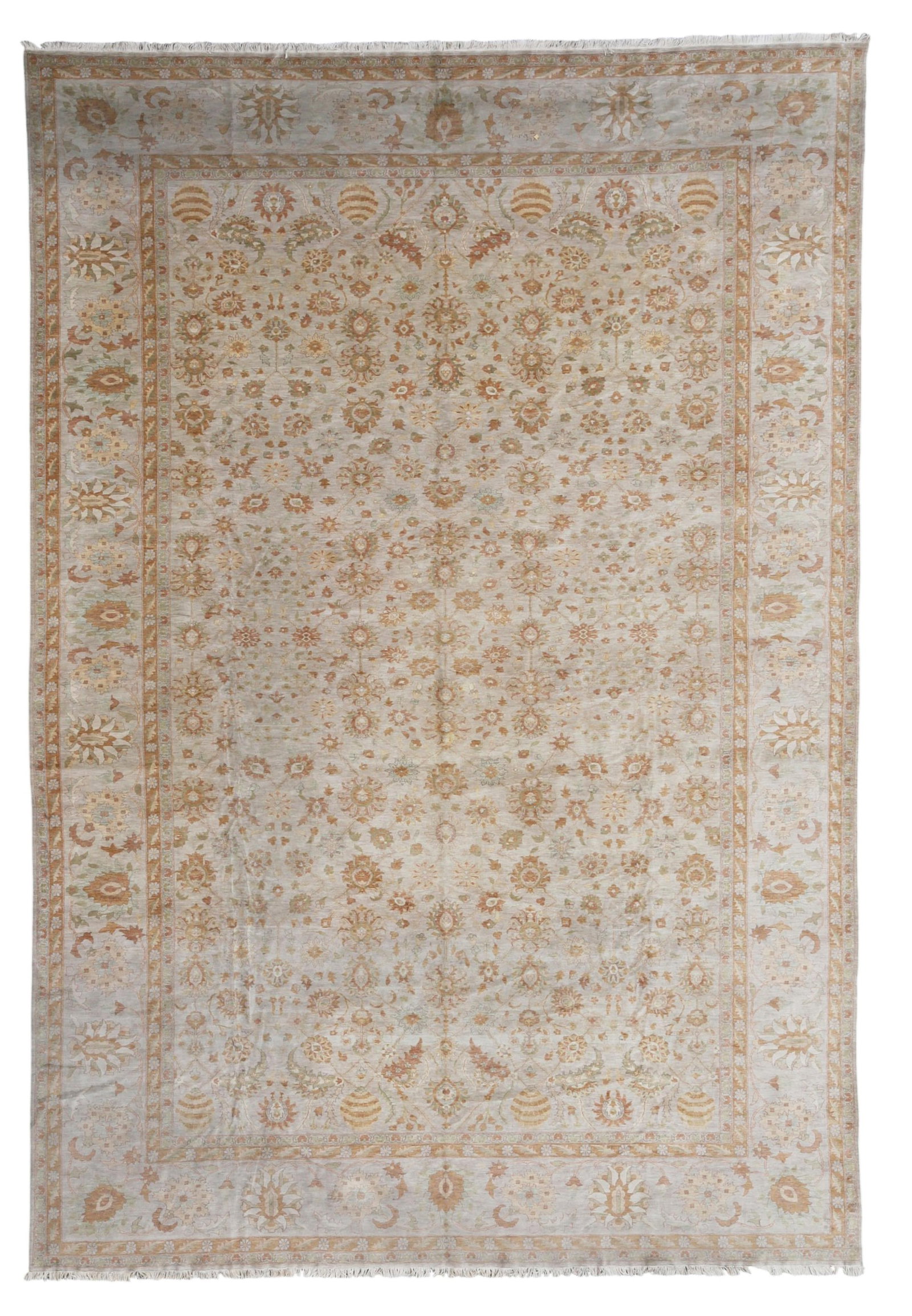 A Sultanabad style rug, probably Egyptian, modern (1 of 3)