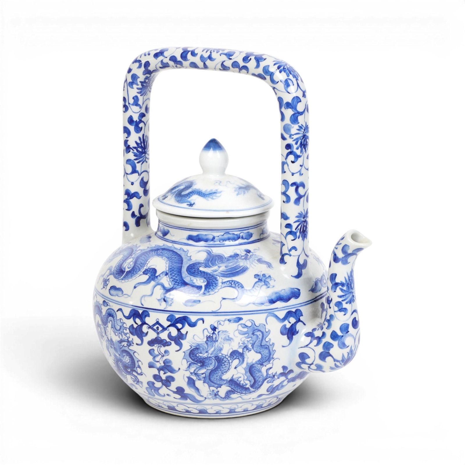 A large Asian blue and white teapot (1 of 6)