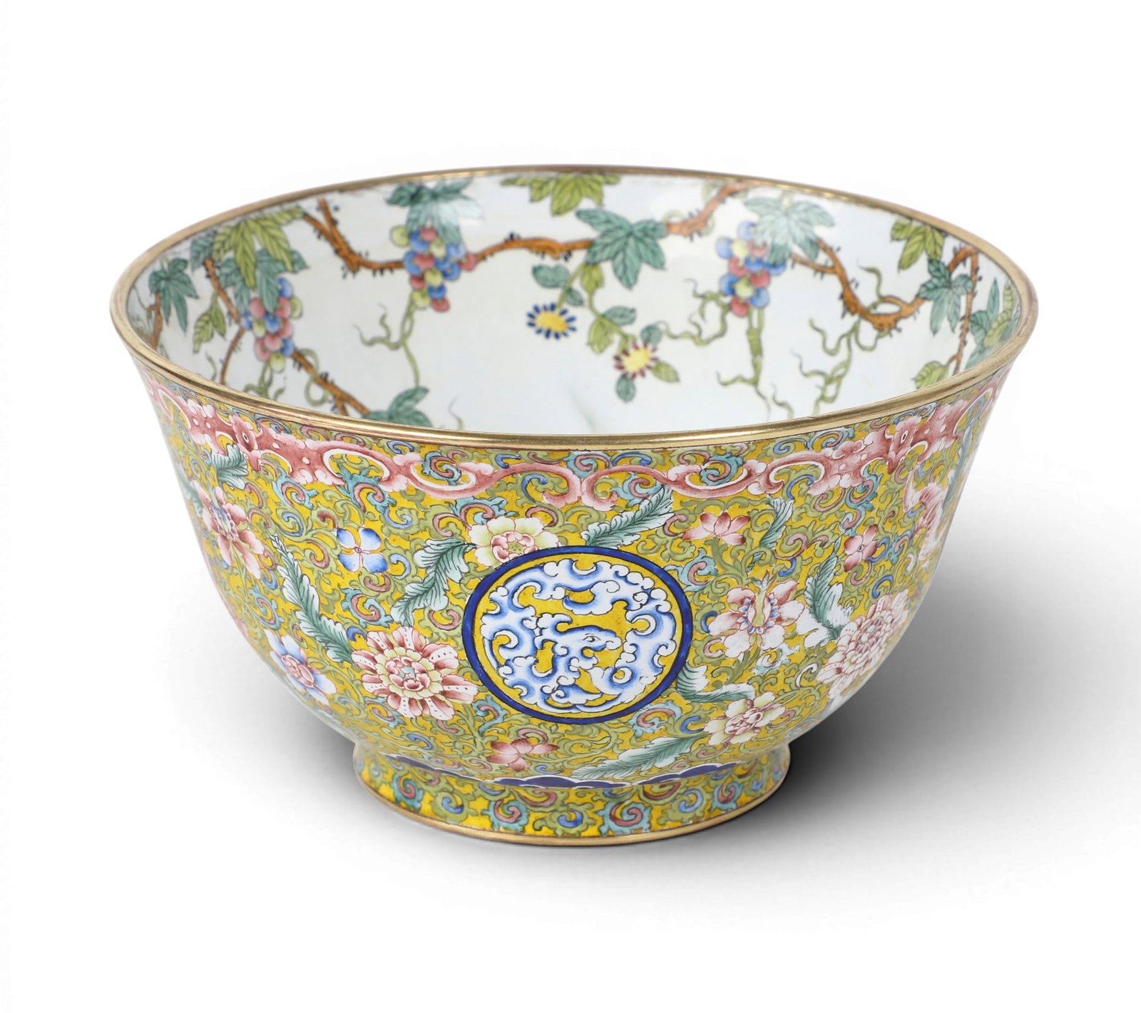 A Chinese yellow ground enameled bowl: A Chinese yellow ground enameled bowl height 2 5/8in (7cm); diameter 4 1/4in (11cm)