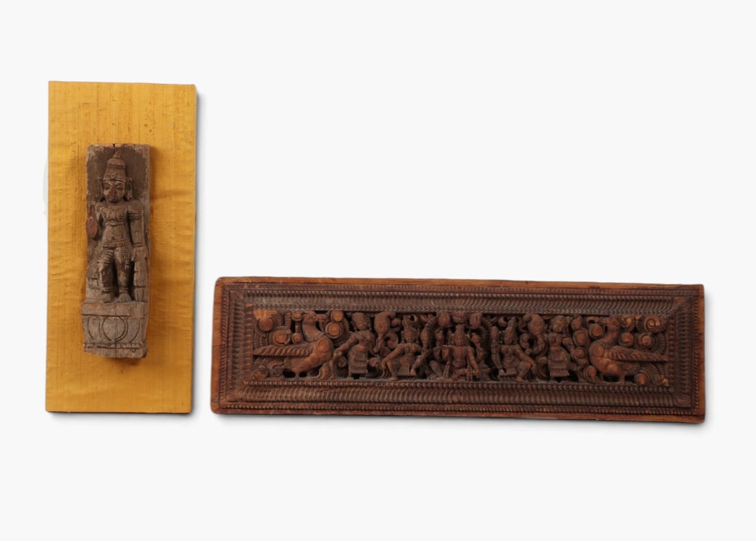 A group of two Asian carvings (1 of 5)