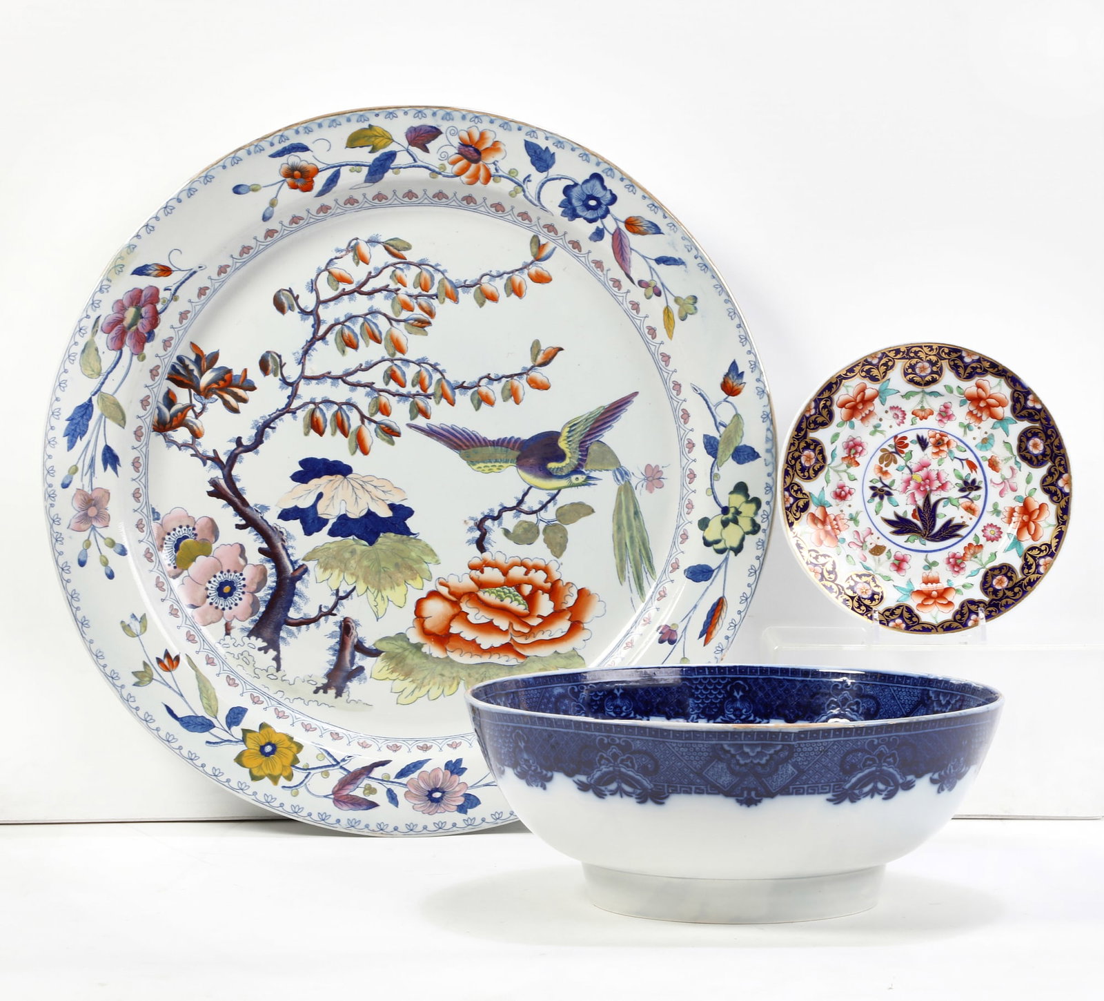 A group of three English ceramic articles (1 of 7)