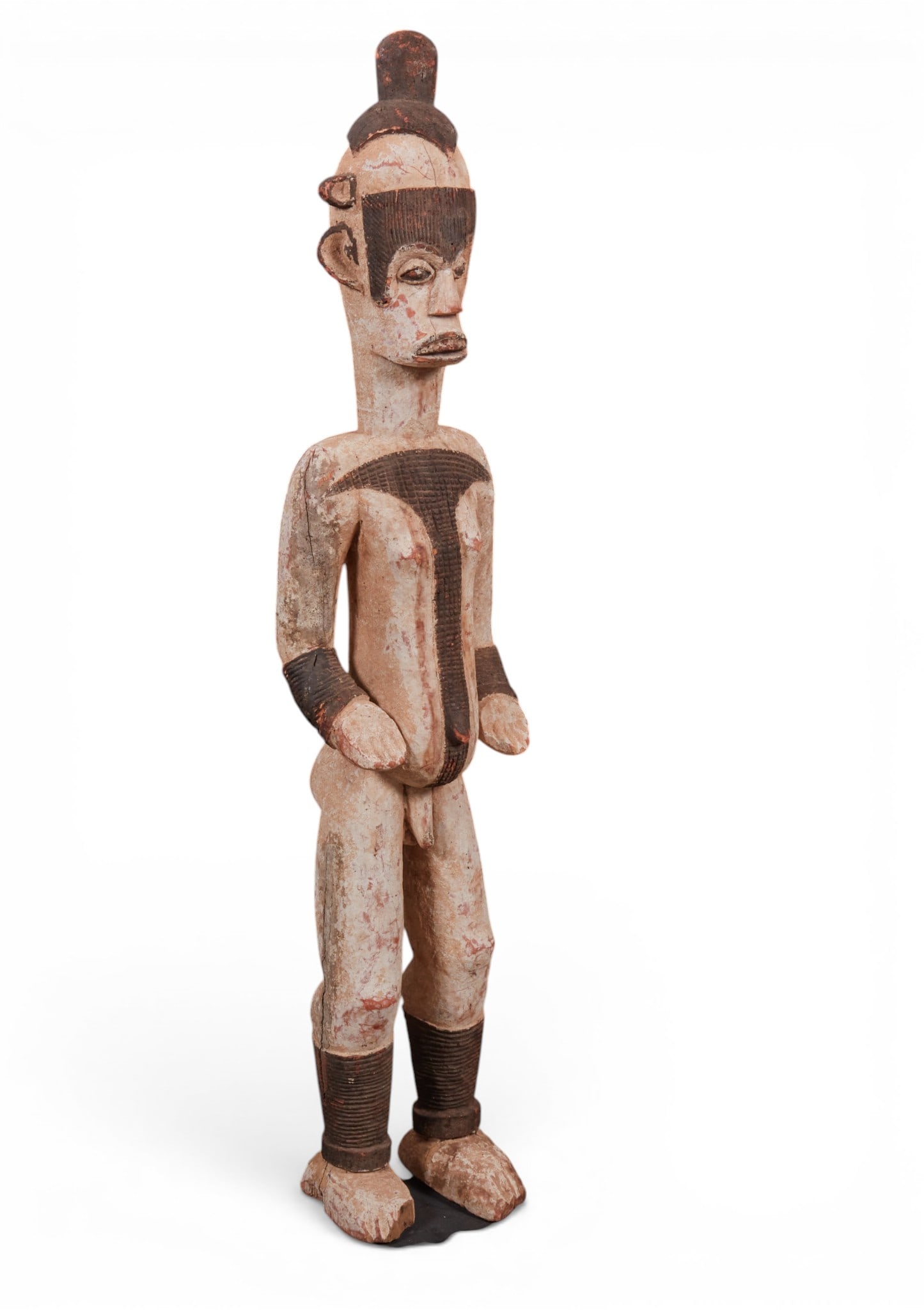 An imposing Igbo Alusi shrine figure (Nigeria) (1 of 7)