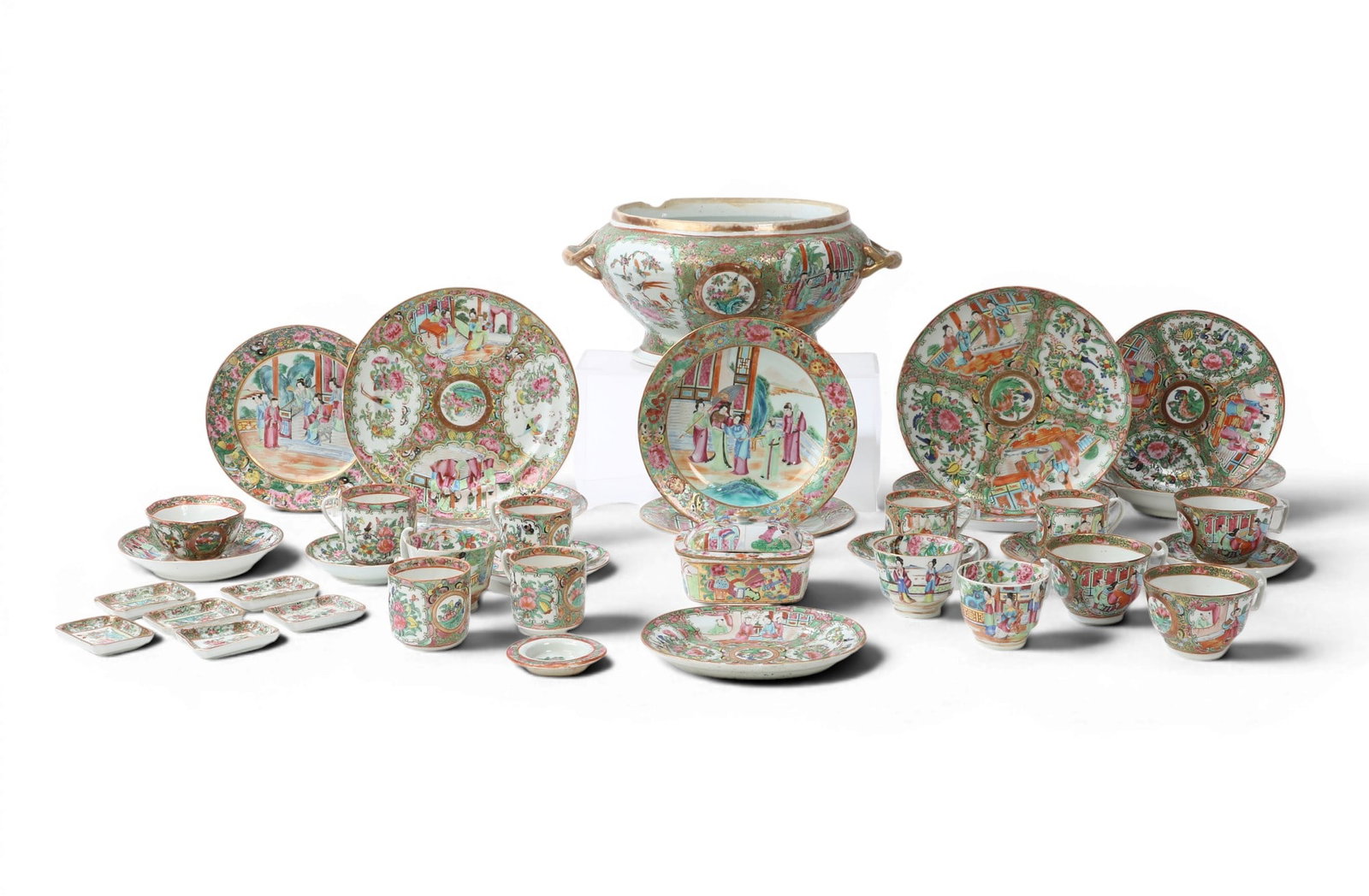 An assembled collection of Chinese Export Rose Medallion and Rose Mandarin porcelain dinnerware (1 of 7)