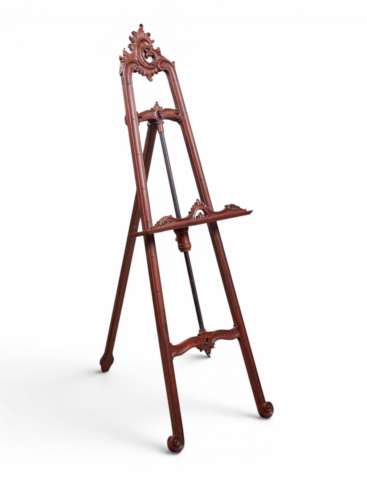 A Louis XV style walnut adjustable easel, 20th century: A Louis XV style walnut adjustable easel 20th century height 56in (142cm); width 19 1/4in (49cm); depth 37 1/2in (95cm) Provenance: Property from the Collection of Ben Nysewander, Carmel, California.