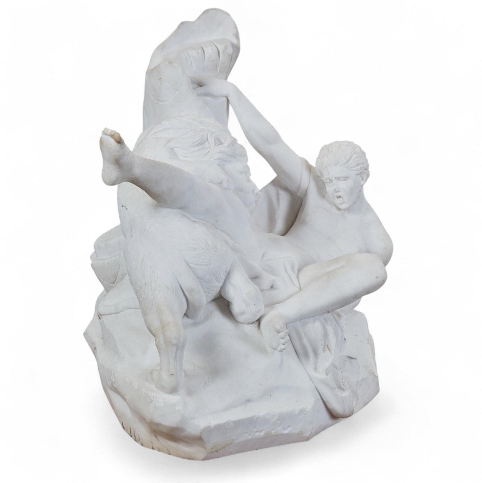 A carved marble figural group of a Classical man battling a lion, modern - 7
