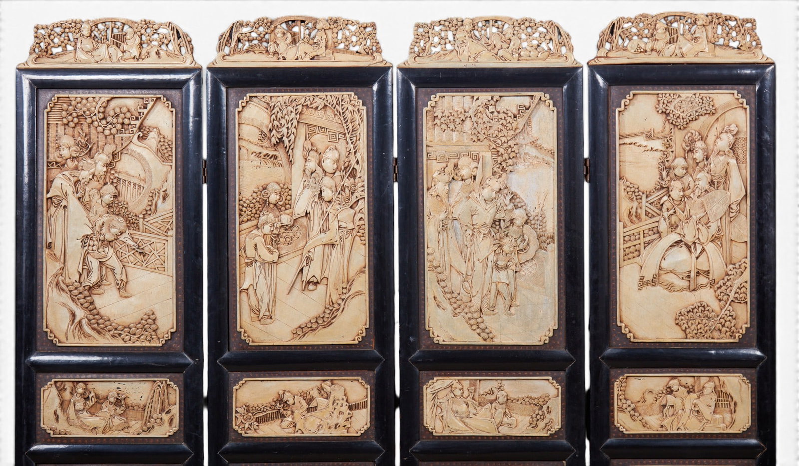 A four panel Chinese screen - 3