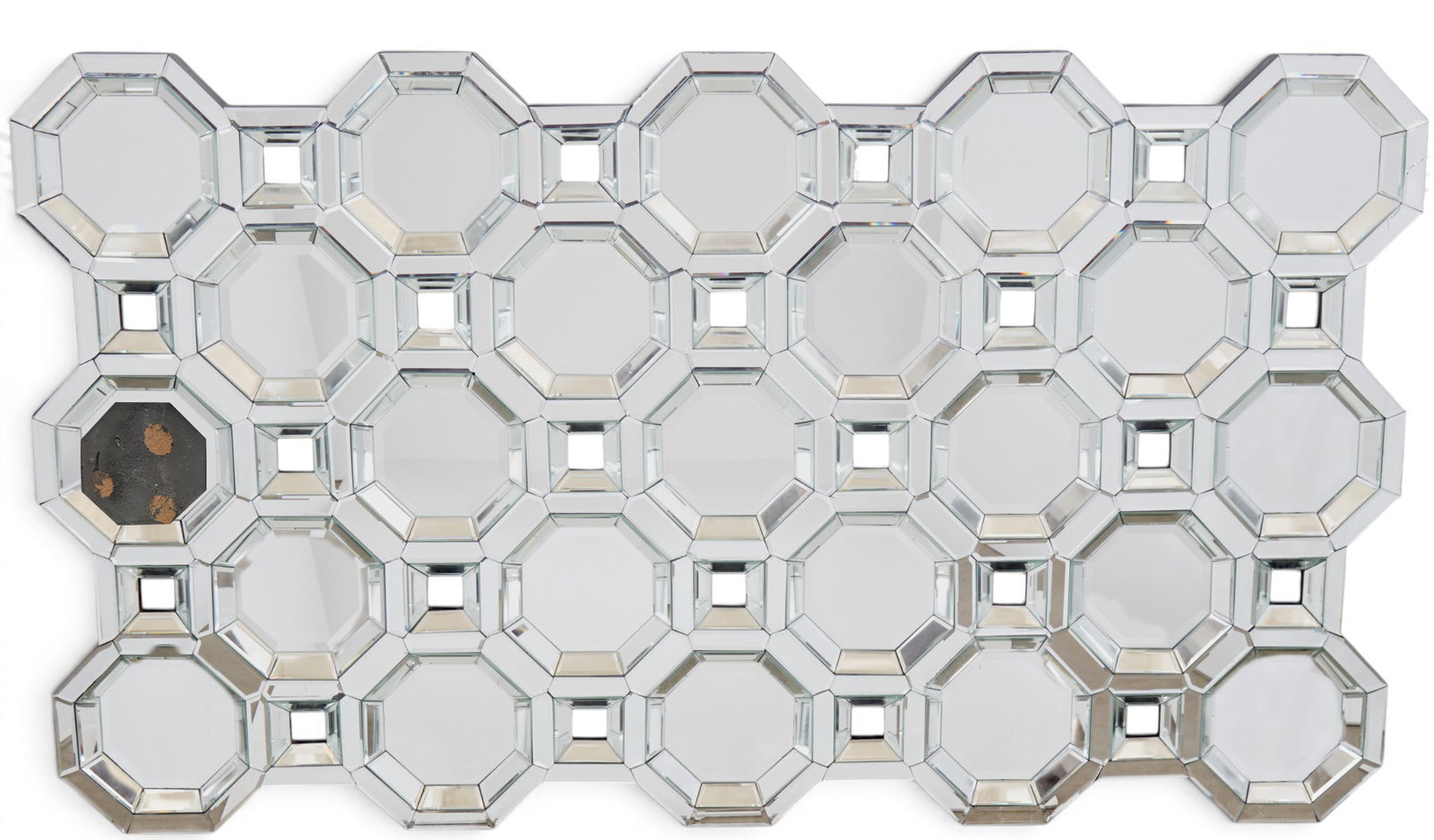A contemporary mirror (1 of 9)