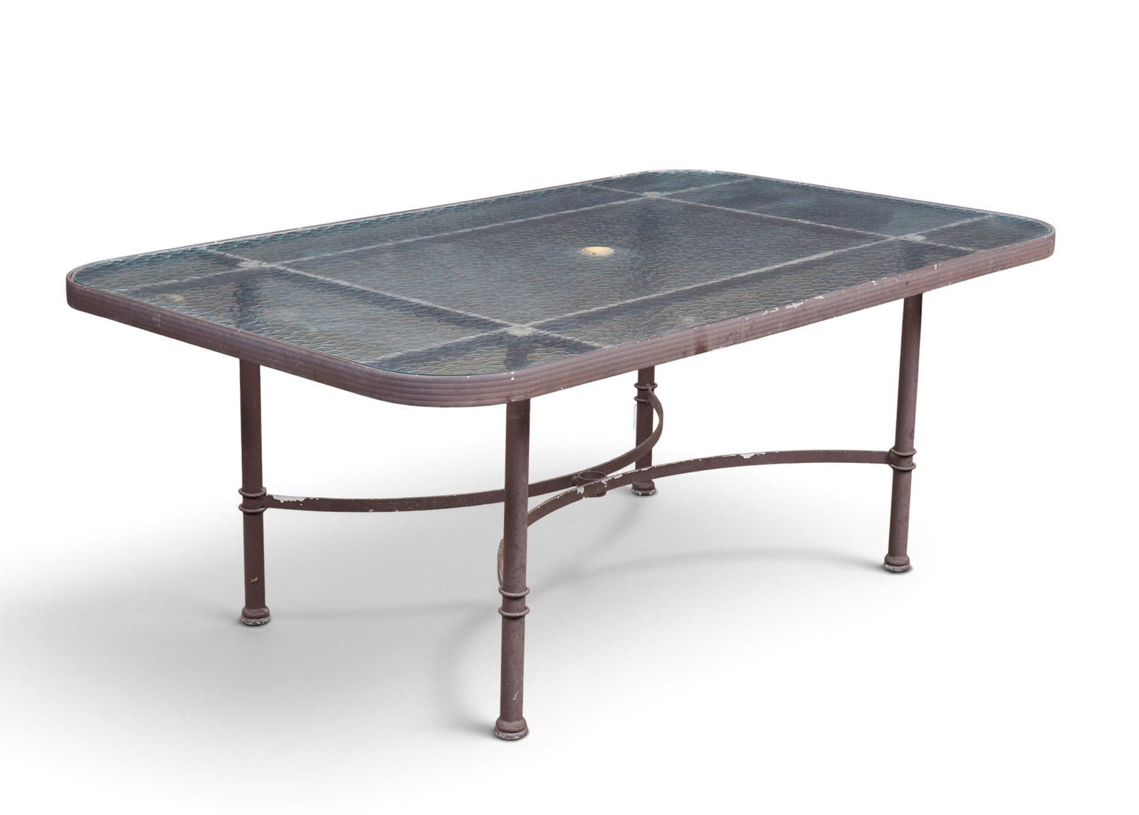 A rectangular outdoor table with four armchairs - 11