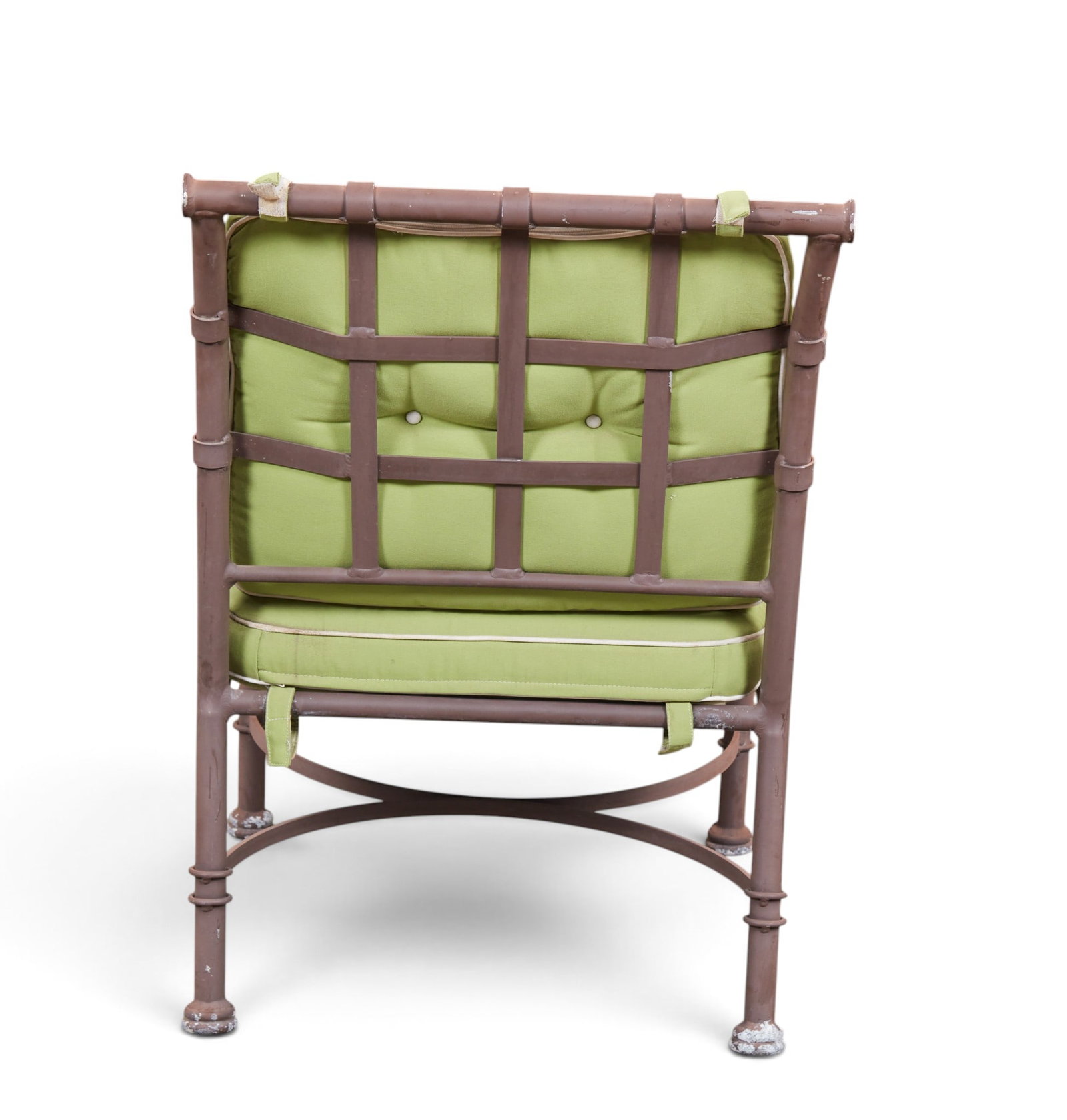 A rectangular outdoor table with four armchairs - 4